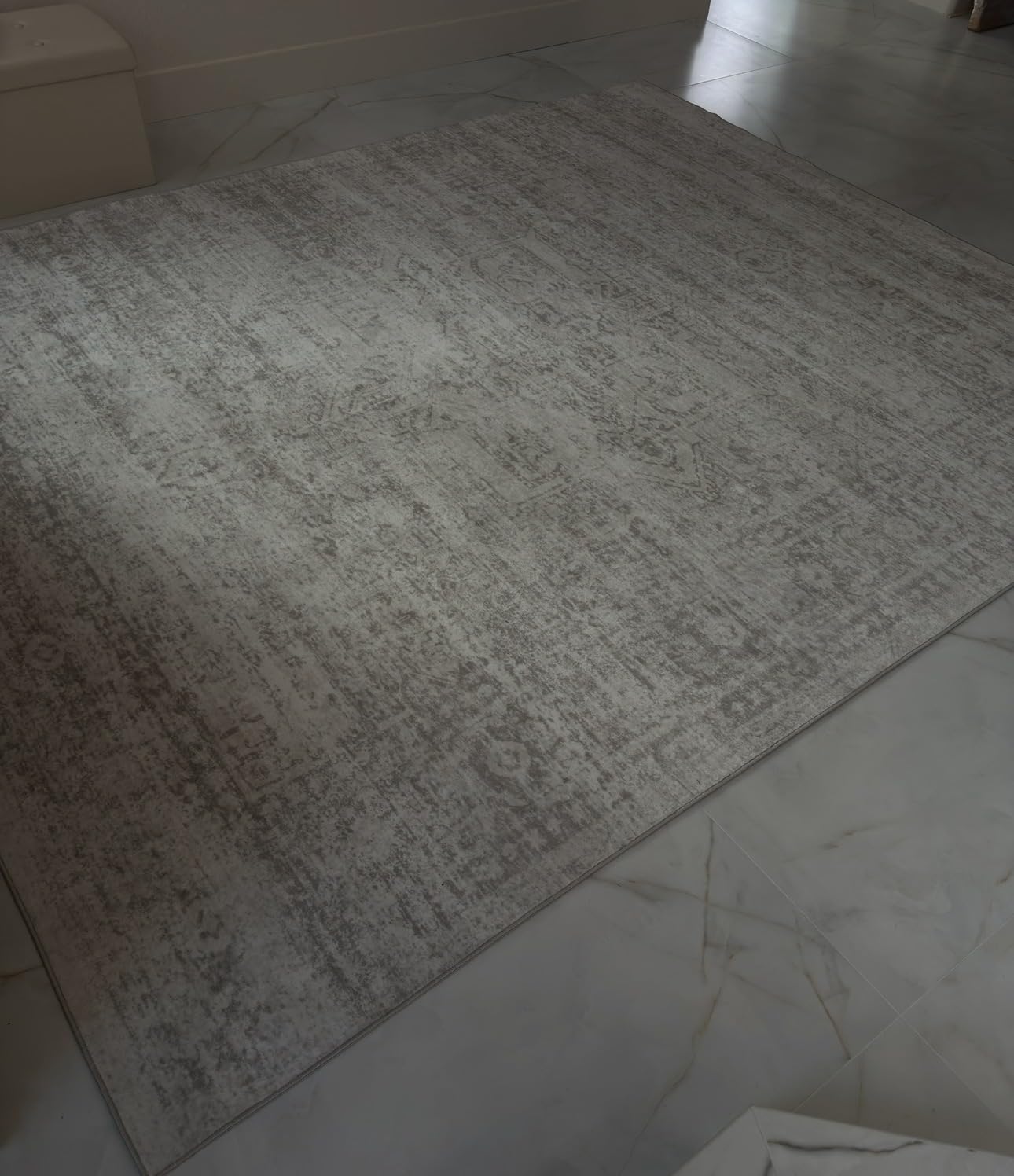Srugn Washable Rugs 8x10 Area Rugs for Living Room, Ultra Soft Faux Wool Retro Rugs for Bedroom, Dining Room, Non Slip & Non-Shedding Low Pile Vintage Print Rug Indoor Large Carpets for Home Office Decor customer photo 2