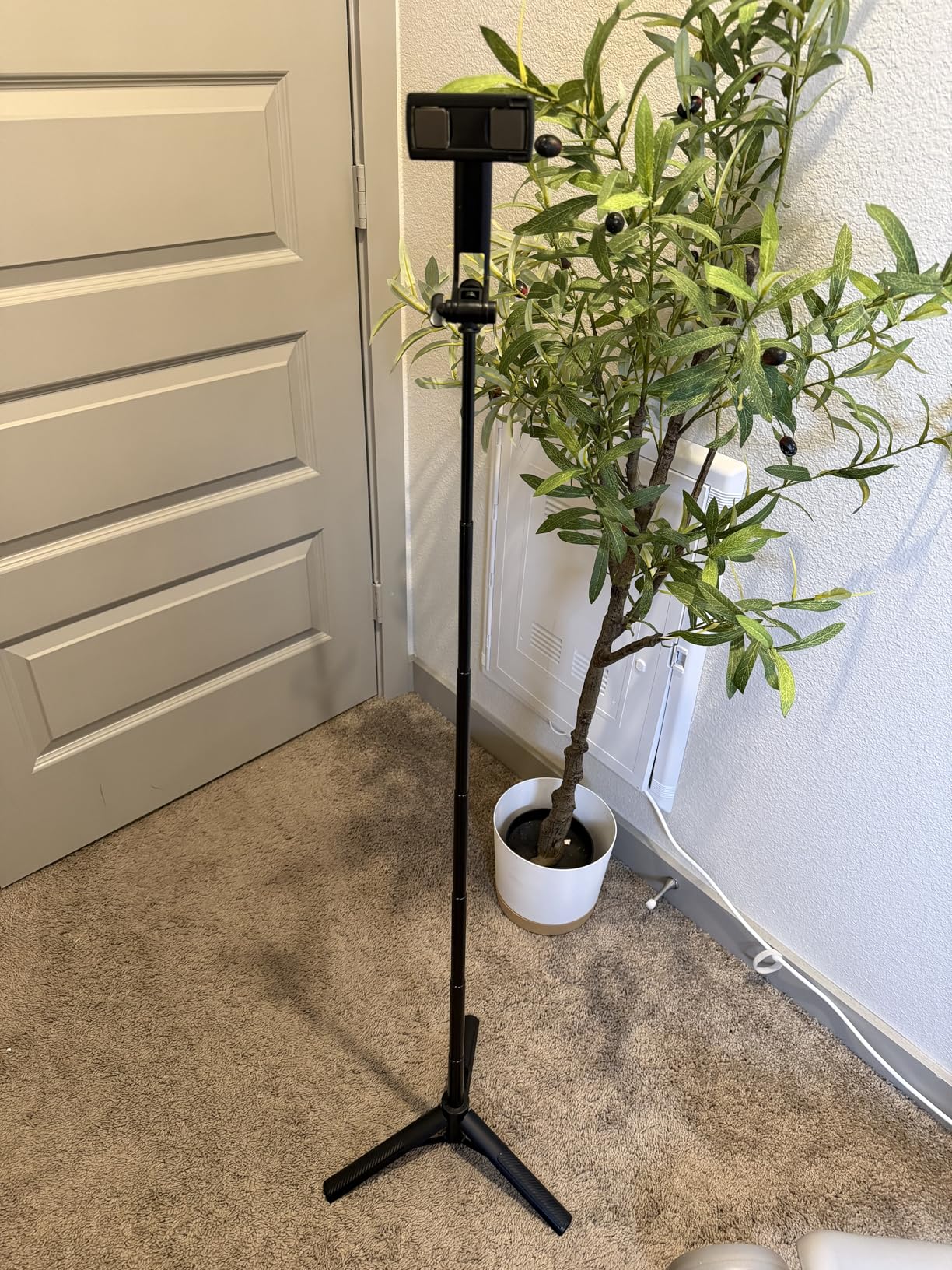 Selfie Stick Travel Tripod for Cell Phone with Remote Control and Phone Holder, Extendable Selfie Stick for iPhone, iPhone Tripod for Video Recording, 50 Inch, Black - Customer Photo 1