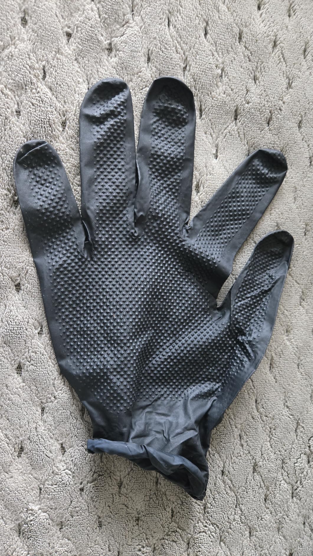 TitanFlex Heavy Duty Black Industrial Nitrile Gloves with Raised Diamond Texture, Latex Free (6mil/8mil) - Customer Photo 2