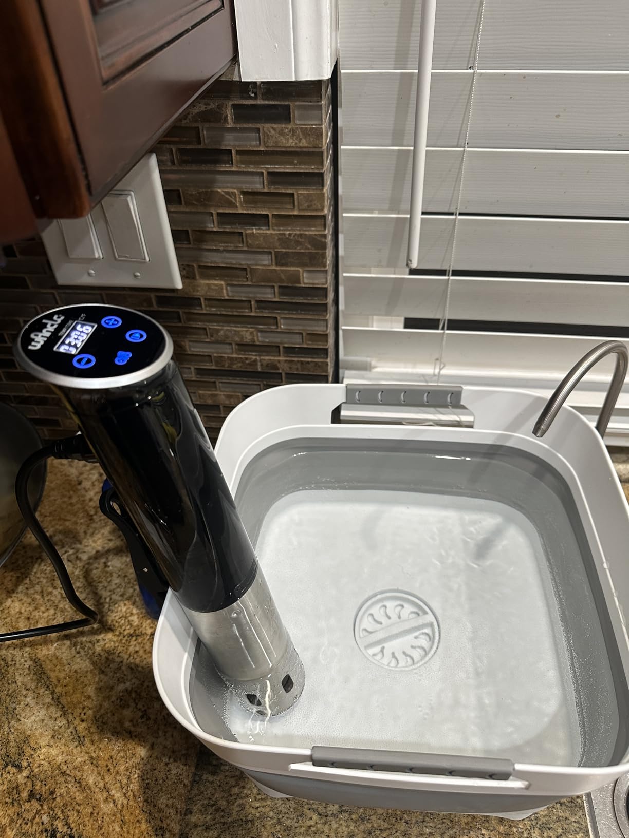 Sous Vide, Wancle 1100W Immersion Circulator, IPX7 Sous Vide Cooker, Small Space-Saving Design, Sous Vide Machines with Accurate Temperature Control, Black, 120V Customer Review Sous Vide, Wancle 1100W Immersion Circulator, IPX7 Sous Vide Cooker, Small Space-Saving Design, Sous Vide Machines with Accurate Temperature Control, Black, 120V - Customer Photo 1