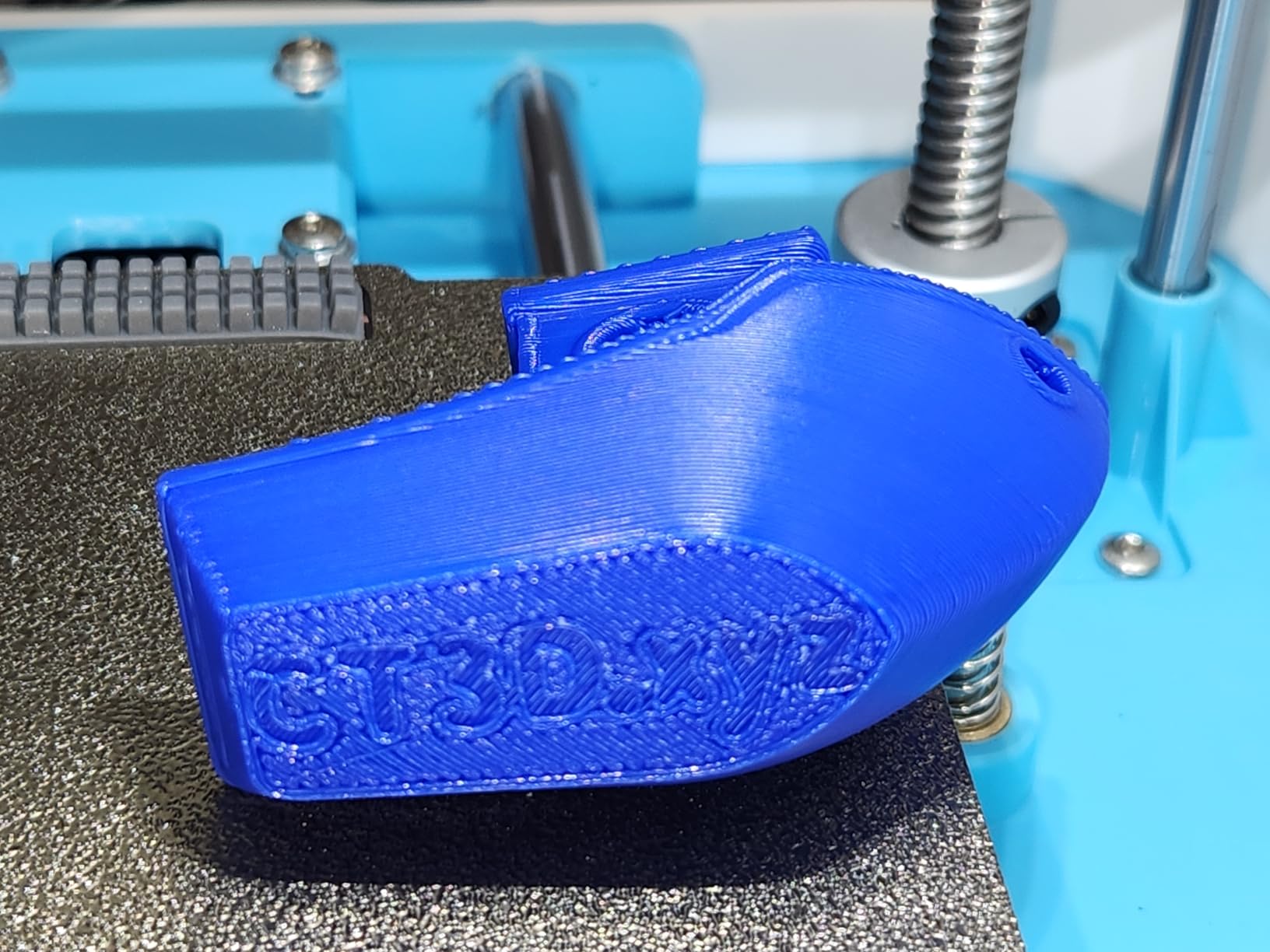 3D Printer for Kids and Beginners, Geeetech Mini 3D Printers with Auto Leveling, High Speed and Fully Open Source, Fully Assembled Direct Drive Extruder, for Home and School, Print Area 3.94x4.33x3.94 in customer photo 1