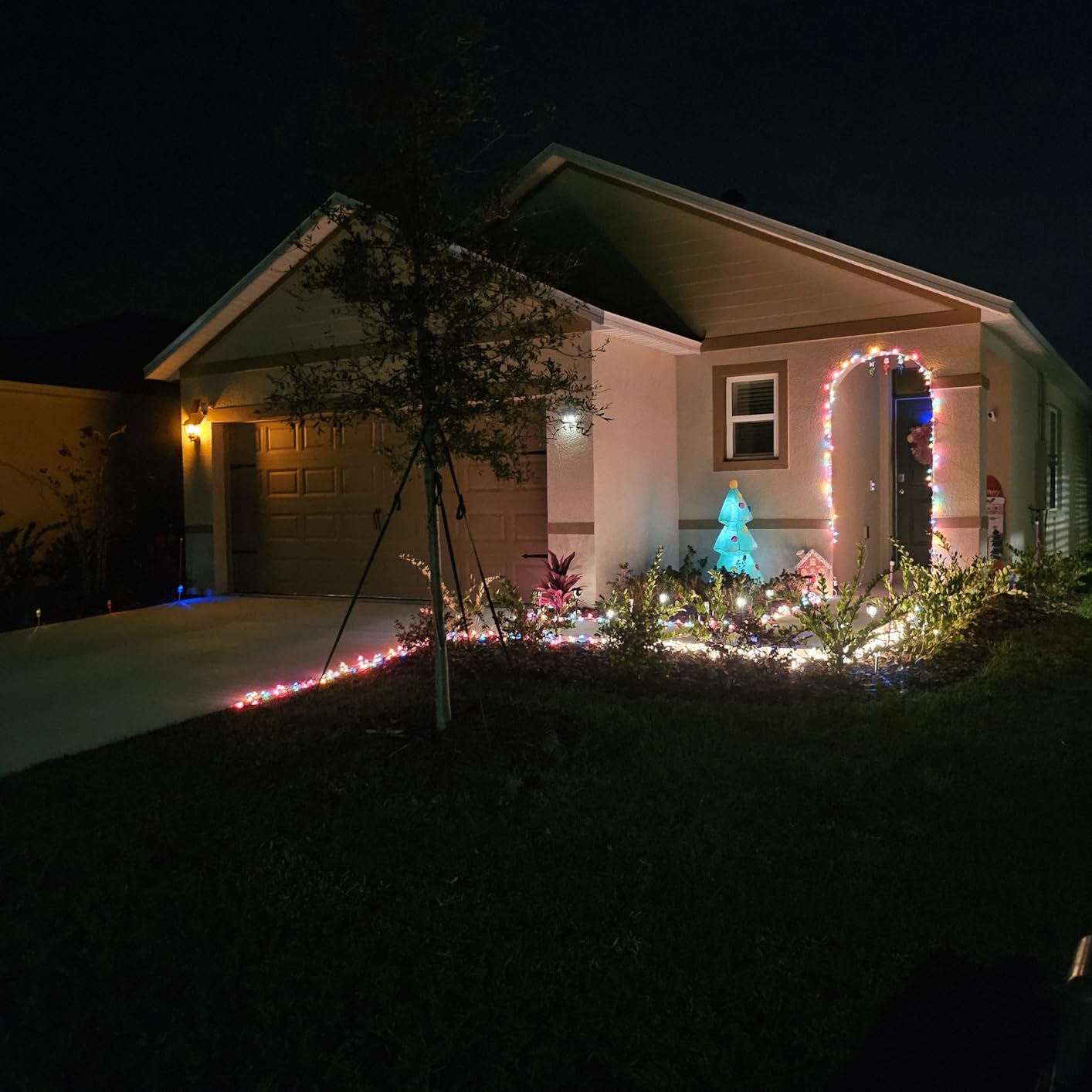 DERAYSION 12 Pack Solar Lights Outdoor, Solar Pathway Lights Auto On/Off Waterproof Garden Landscape Lighting for Path, Yard, Walkway, Driveway Decor - Customer Photo 2