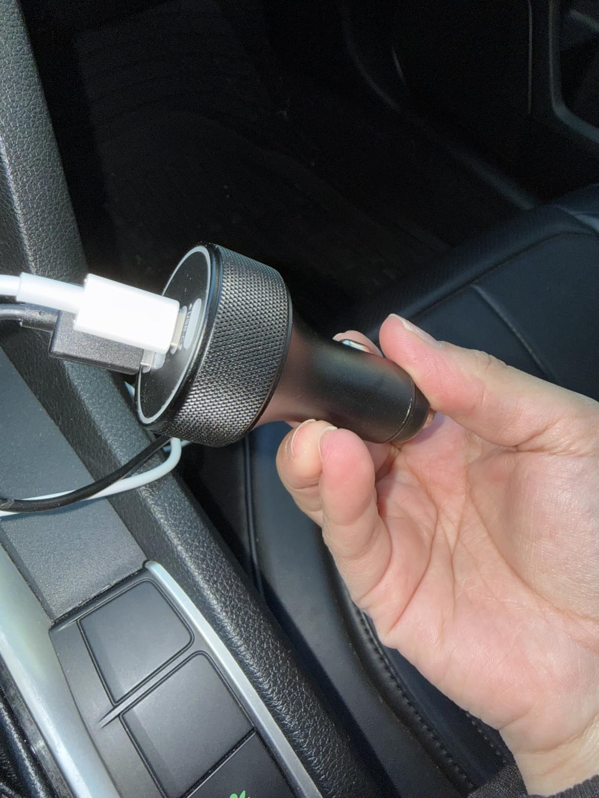 [4 in 1] USB C Car Charger, 4-Port 90W Super Fast Charging Cigarette Lighter Adapter, Dual 45W USBC & USB-A Multiport - Customer Photo 2