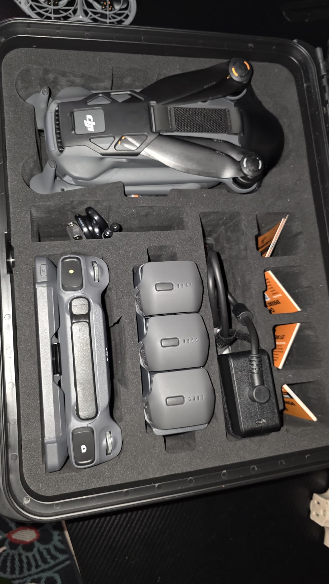 DJI Mavic 4 Pro Fly More Combo with DJI RC 2, Flagship Tri-Camera Drone with 100MP 4/3 CMOS Hasselblad Camera, 30km/18.6mi Video Transmission, 51-Min Max Flight Time, Charging Hub, and More Customer Review DJI Mavic 4 Pro Fly More Combo with DJI RC 2, Flagship Tri-Camera Drone with 100MP 4/3 CMOS Hasselblad Camera, 30km/18.6mi Video Transmission, 51-Min Max Flight Time, Charging Hub, and More - Customer Photo 1