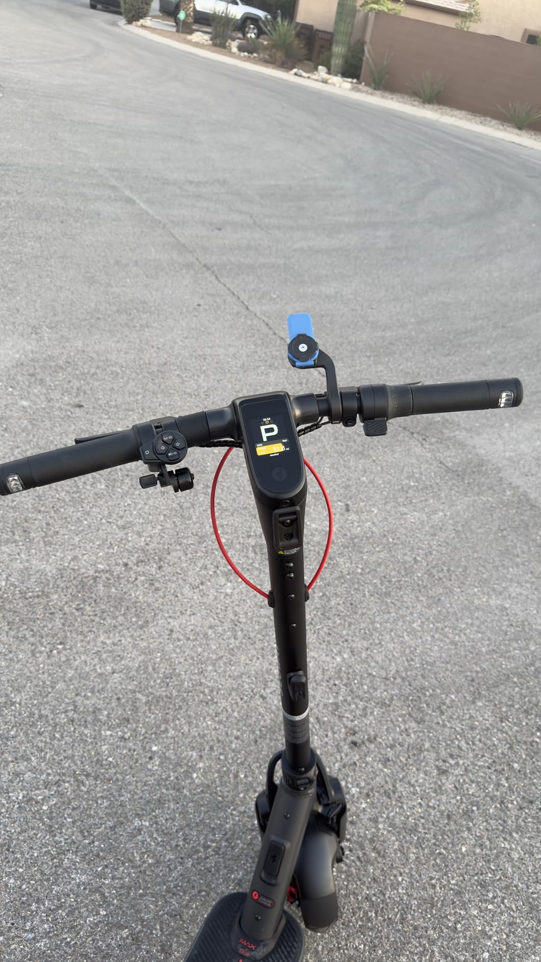 Segway Ninebot MAX Series Electric Scooter, Up to 22–28 MPH, Long Rang, Dual Suspension & Braking System, Fast Charging, Scooter for Adults, UL-2272 2271 Certified (G2/G3) - Customer Photo 2