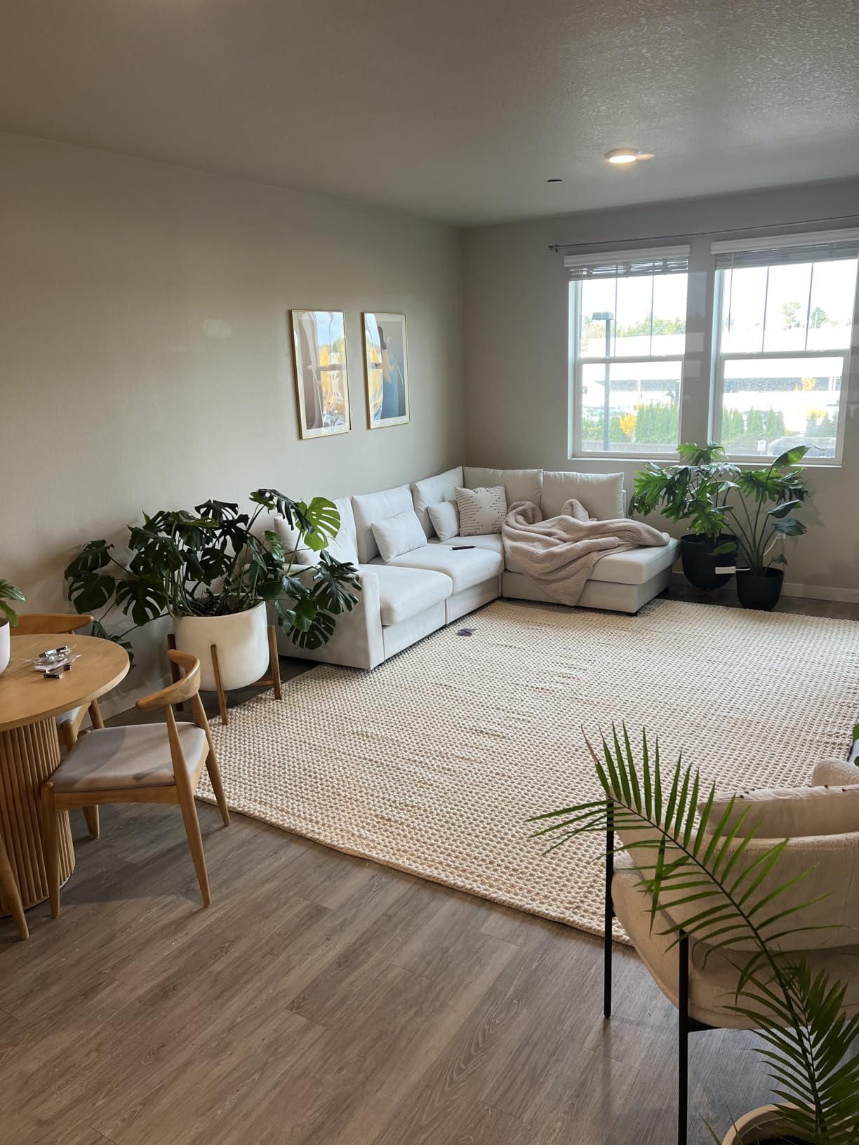 Handwoven Wool Area Rug - Hand Woven Natural Carpet Rugs- Bedroom Living Room Dining Room (Ivory- 6'x9') Customer Review Handwoven Wool Area Rug - Hand Woven Natural Carpet Rugs- Bedroom Living Room Dining Room (Ivory- 6'x9') - Customer Photo 1