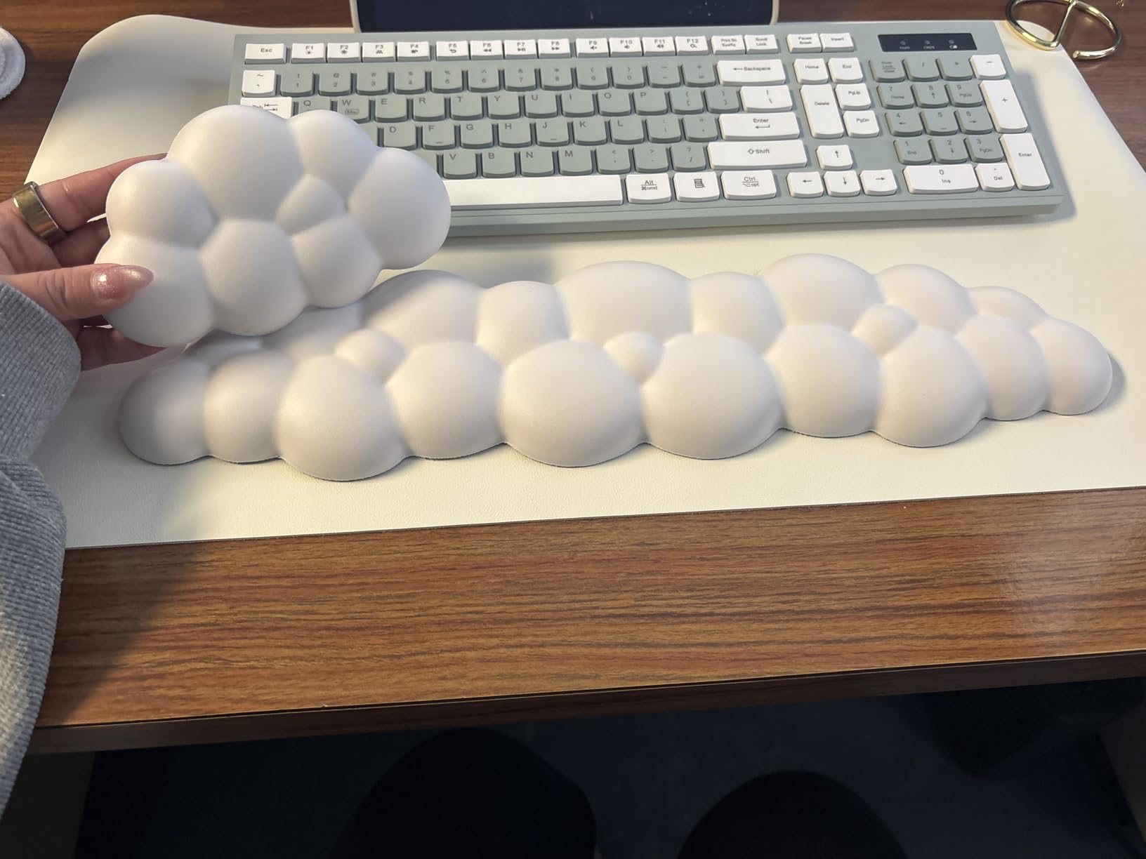 TECKNET Cloud Keyboard Wrist Rest Set, Cloud Wrist Rest with Non-Slip Base, PU Leather Wrist Pad for Keyboard with Ergonomic Memory Foam for Computer Laptop Office Gaming and Pain Relief, White - Customer Photo 3