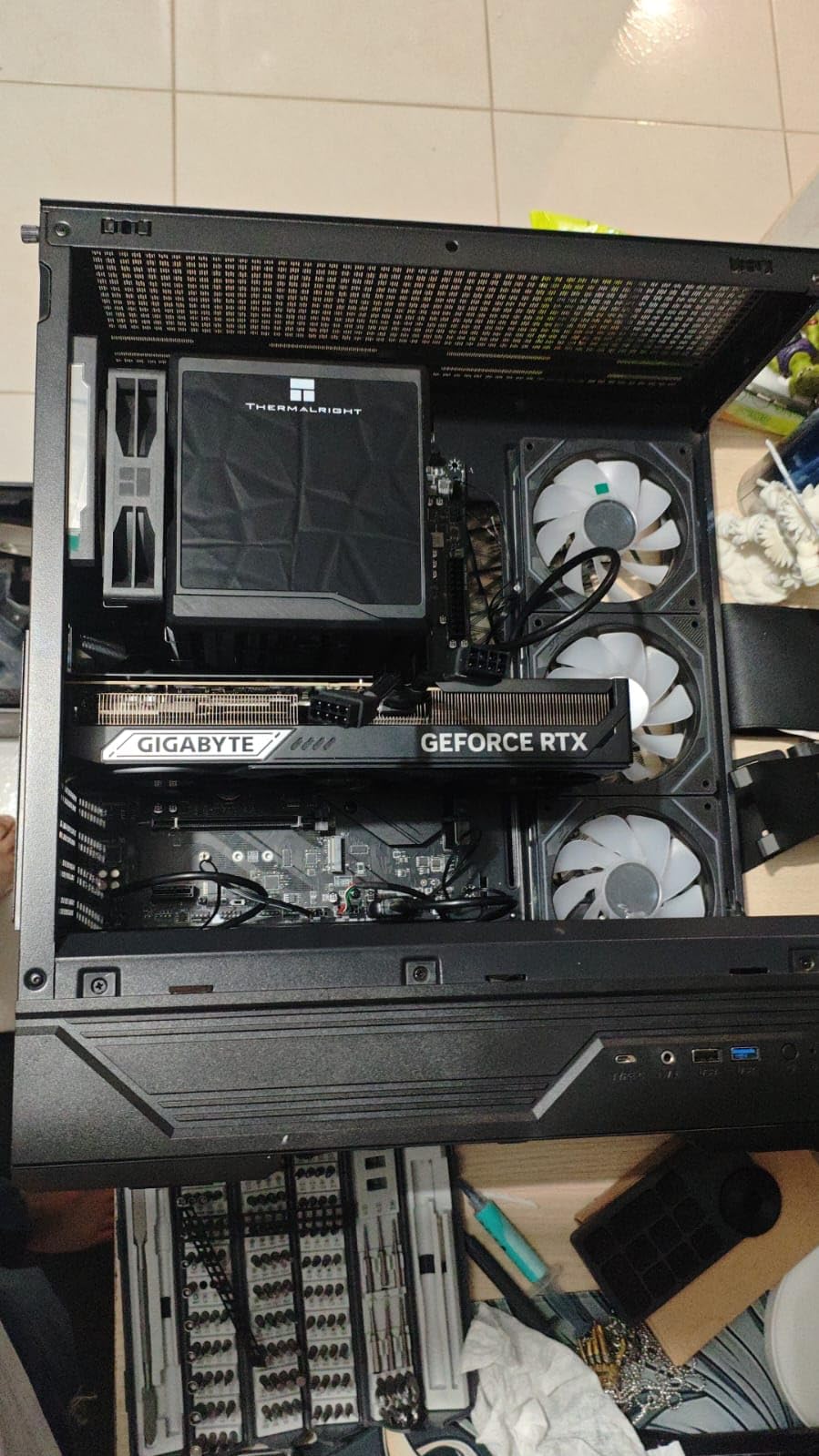 GIGABYTE GeForce RTX 5070 Ti WINDFORCE SFF 16G Graphics Card, 16GB 256-bit GDDR7, PCIe 5.0, WINDFORCE Cooling System, GV-N507TWF3-16GD Video Card customer photo 1