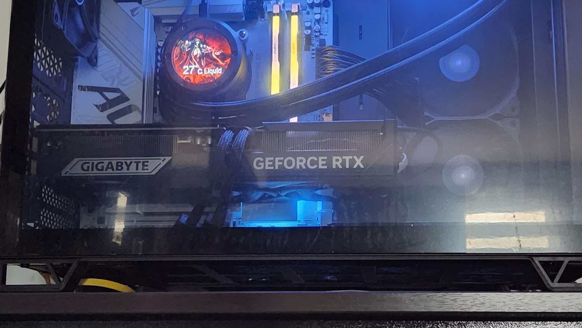 GIGABYTE GeForce RTX 5070 Ti WINDFORCE SFF 16G Graphics Card, 16GB 256-bit GDDR7, PCIe 5.0, WINDFORCE Cooling System, GV-N507TWF3-16GD Video Card customer photo 2