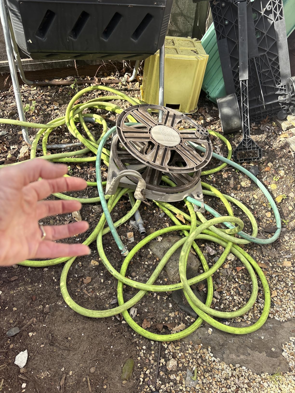 Flexi Hose Expandable Garden Hose with 8 Function Nozzle, 100FT - Lightweight Retractable Garden Hose, Water Hose - No-Kink Flexibility, 3/4 Inch Solid Brass Fittings and Double Latex Core - Customer Photo 2