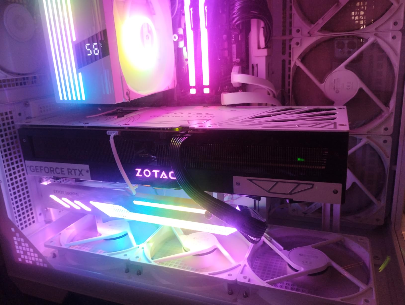 ZOTAC Gaming GeForce RTX 5080 Solid OC White Edition DLSS 4 16GB GDDR7 256-bit 30 Gbps PCIE 5.0 Gaming Graphics Card, IceStorm 3.0 Advanced Cooling, Spectra 2.0 ARGB Lighting, ZT-B50800Q-10P customer photo 2