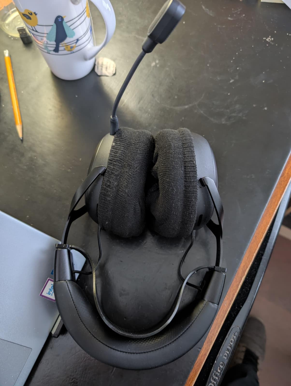 HyperX Cloud III S – Wireless Gaming Headset for Multi-Platform, 2.4GHz, Bluetooth, Battery Life up to 120 Hours 2.4GHz / 200 Hours Bluetooth, 53mm Angled Drivers, Detachable Mic – Black - Customer Photo 1