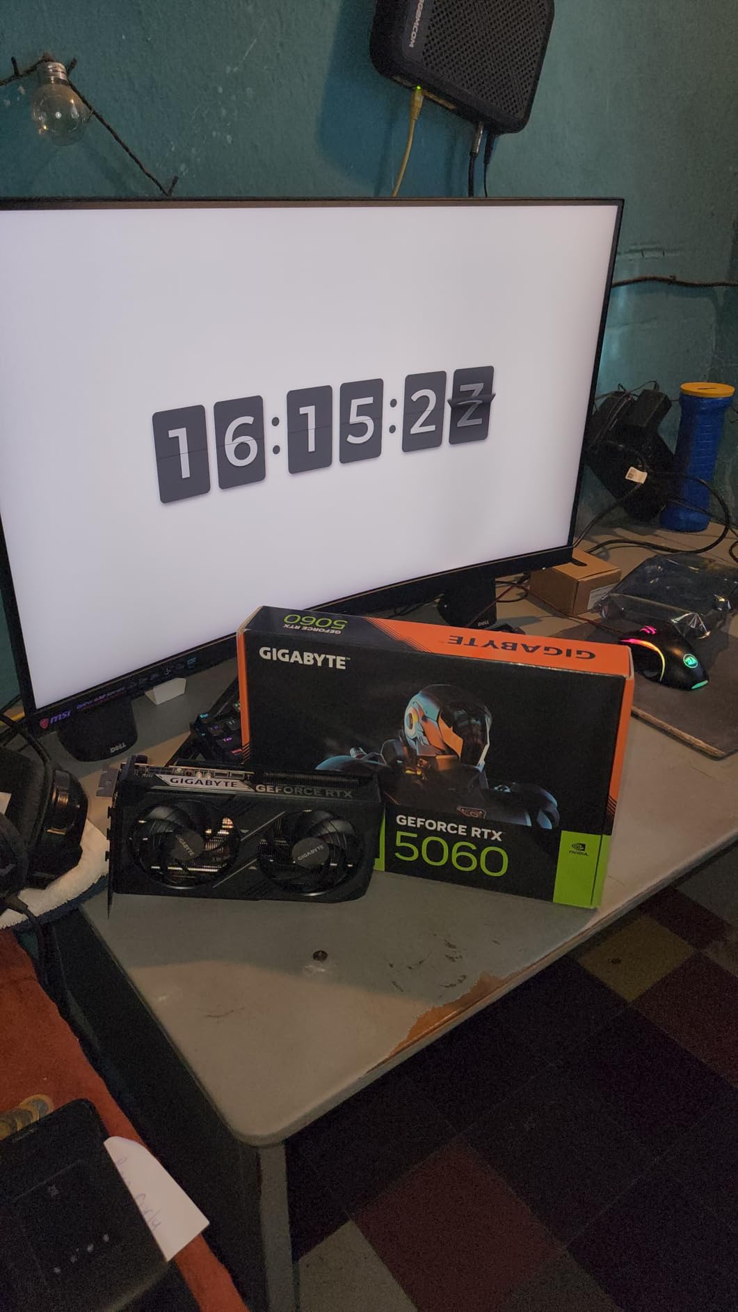 GIGABYTE GeForce RTX 5060 WINDFORCE OC 8G Graphics Card - 8GB 128-bit GDDR7, PCIe 5.0, WINDFORCE Cooling System customer photo 2