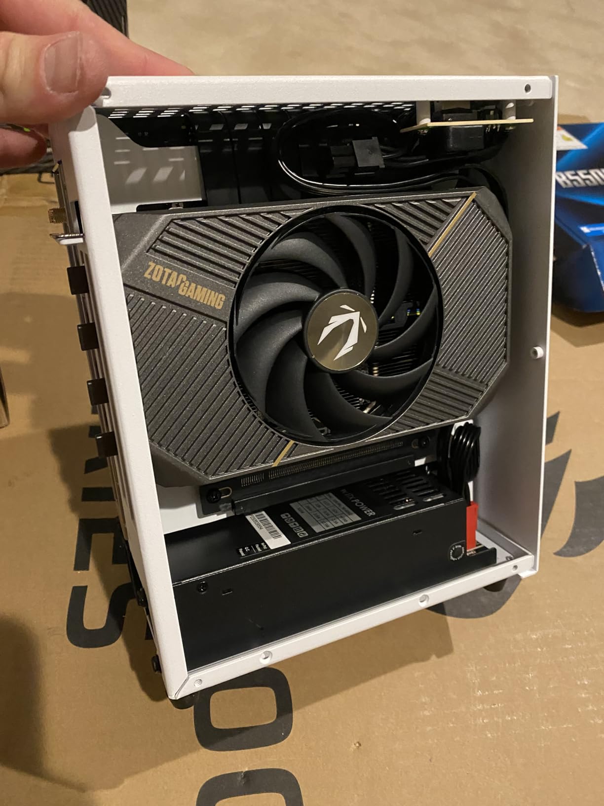 ZOTAC Gaming GeForce RTX 5060 Twin Edge OC DLSS 4 8GB GDDR7 128-bit 28 Gbps PCIE 5.0 Gaming Graphics Card, SFF-Ready Compact Card, ZT-B50600H-10M customer photo 1
