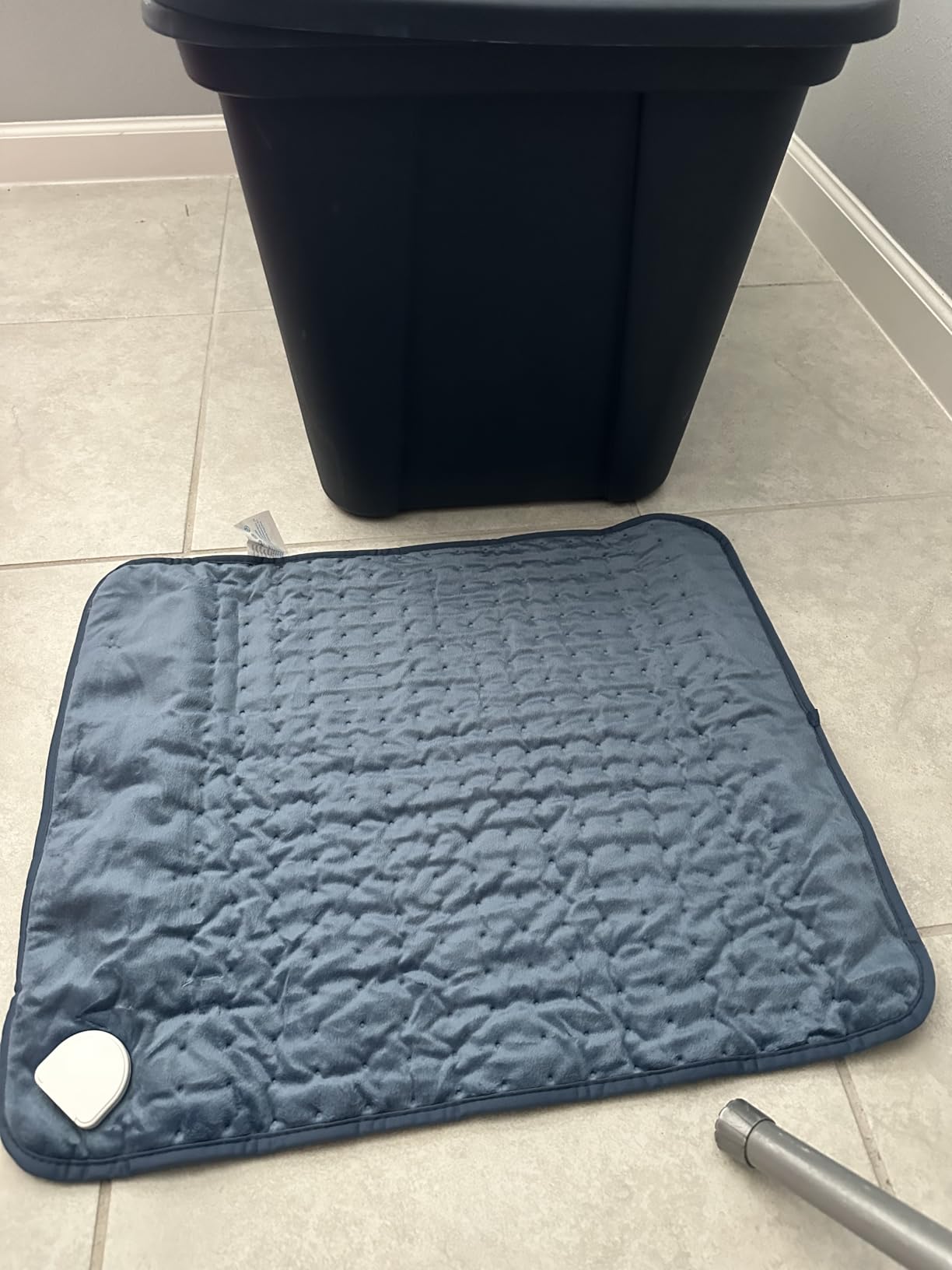 Heating Pad for Period Cramps, Heating Pad for Back/Neck/Shoulder Muscle Pain, 6 Heating&4 Timer Setting, Auto Shut Off, Dry/Moist Heat & Machine Washable, Gray Birthday Christmas Gifts for Women Mom Customer Review Heating Pad for Period Cramps, Heating Pad for Back/Neck/Shoulder Muscle Pain, 6 Heating&4 Timer Setting, Auto Shut Off, Dry/Moist Heat & Machine Washable, Gray Birthday Christmas Gifts for Women Mom - Customer Photo 1