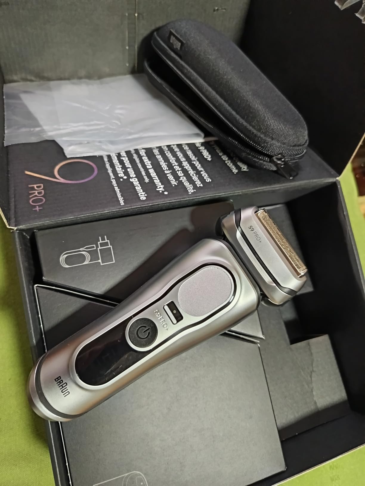 Braun Series 9 PRO+ Electric Shaver, Pro SensoAdapt, 6in1 SmartCare Center, Wet & Dry Razor, 9660CCPS, Black Customer Review Braun Series 9 PRO+ Electric Shaver, Pro SensoAdapt, 6in1 SmartCare Center, Wet & Dry Razor, 9660CCPS, Black - Customer Photo 1