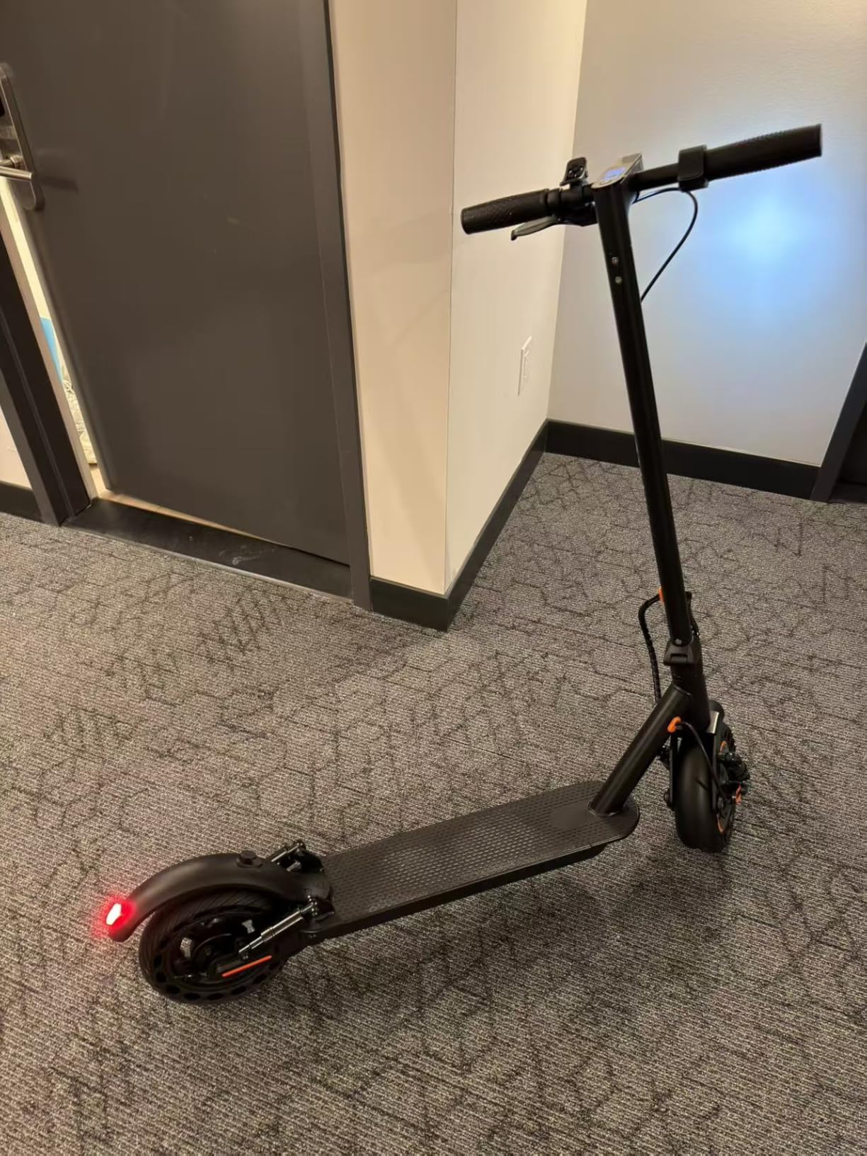 NAVIC Electric Scooter for Adults，Top Speed 19/22 MPH，Range 19/22/28 Miles，8.5