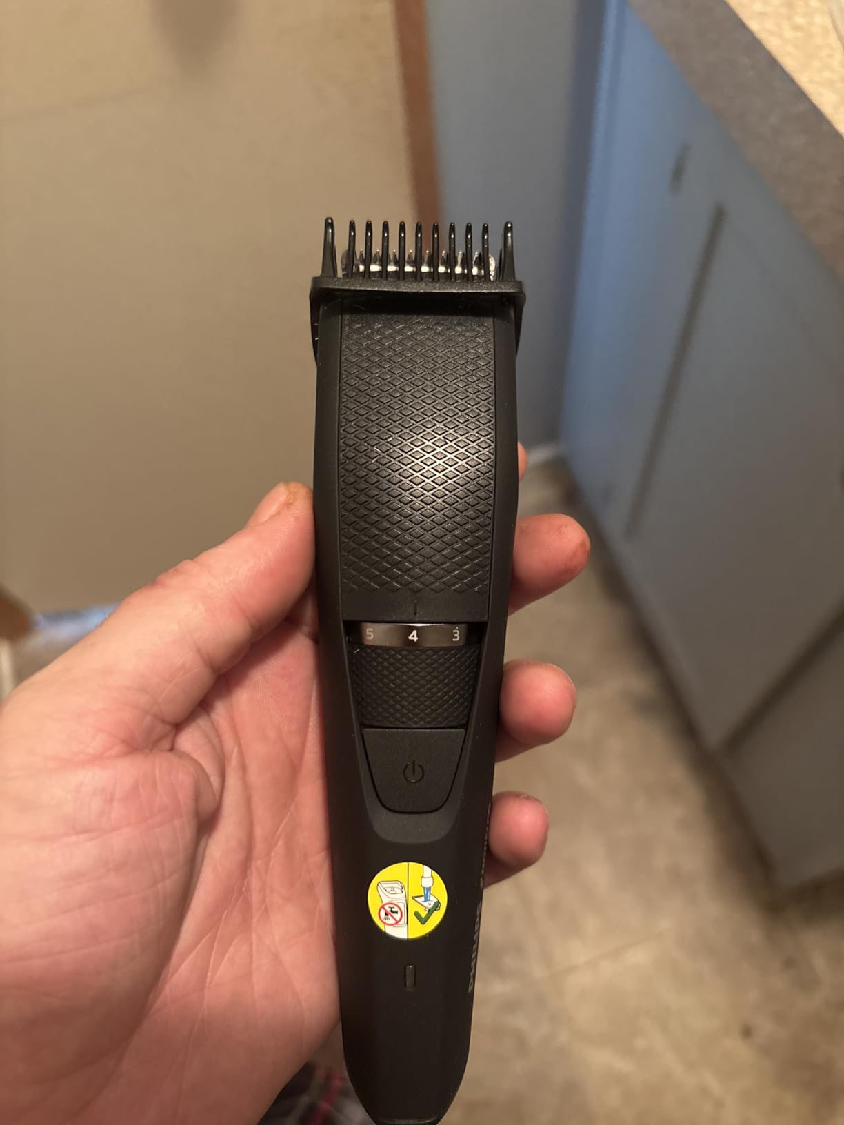 Norelco Philips 100% Waterproof Beard Trimmer 3000 Series with Self-Sharpening Blades, 40 Adjustable Beard Trimmer Length Settings & Two Lift&Trim Combs, USB Charging, BT3620/40 - Customer Photo 2