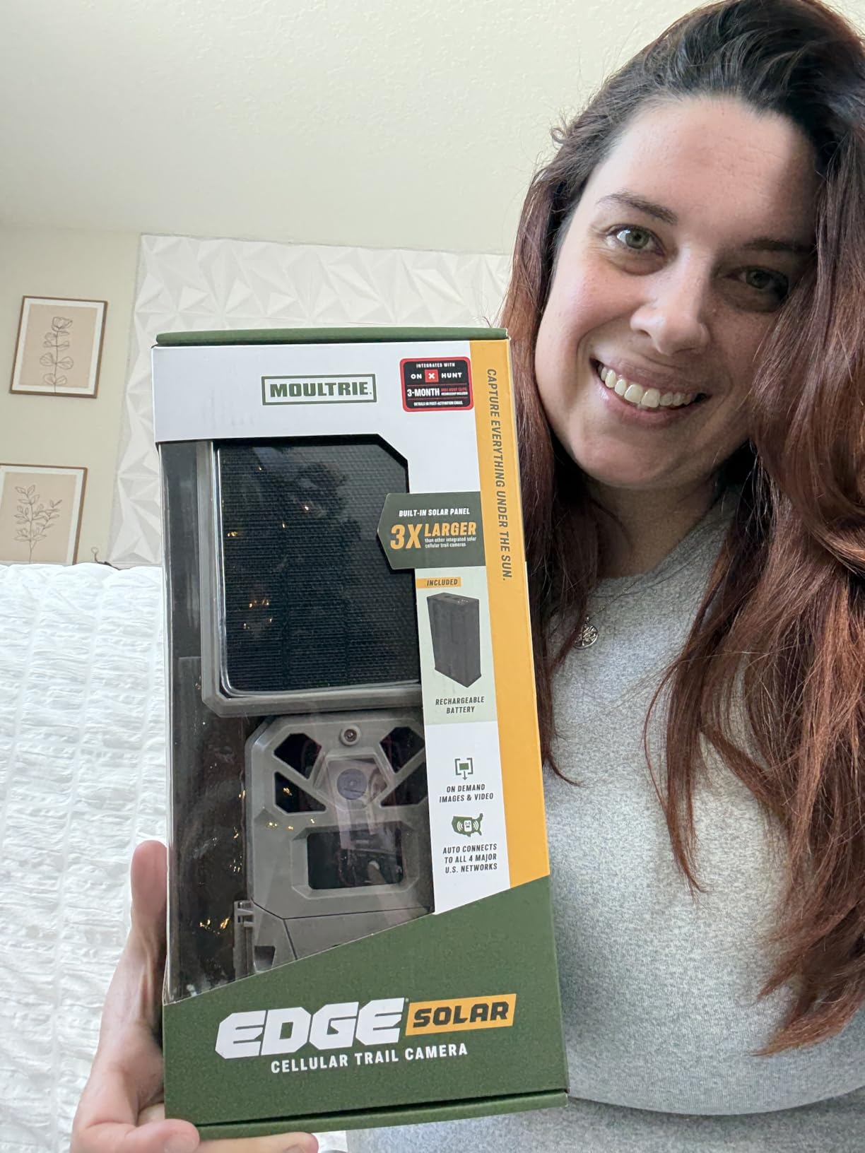 Moultrie Edge Solar Cellular Trail Camera - Integrated Solar Panel with Battery - 40MP - 1080p Video - Low-Glow Flash - Multi-Carrier Auto-Connect - Built-in Memory - 0.4s Trigger Speed Customer Review Moultrie Edge Solar Cellular Trail Camera - Integrated Solar Panel with Battery - 40MP - 1080p Video - Low-Glow Flash - Multi-Carrier Auto-Connect - Built-in Memory - 0.4s Trigger Speed - Customer Photo 2