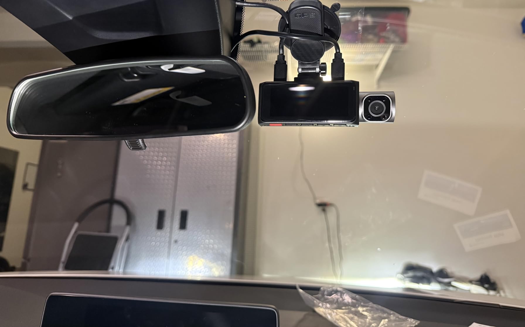 4K+4K+1080P Dash Cam Front and Rear with Cabin, Free 128GB Card Included, WiFi 6 - up to 20MB/s, IR Night Vision, Built-in GPS, G-Sensor, 170°Wide Angle, 24H Parking Mode, Support 512GB Max Customer Review 4K+4K+1080P Dash Cam Front and Rear with Cabin, Free 128GB Card Included, WiFi 6 - up to 20MB/s, IR Night Vision, Built-in GPS, G-Sensor, 170°Wide Angle, 24H Parking Mode, Support 512GB Max - Customer Photo 2
