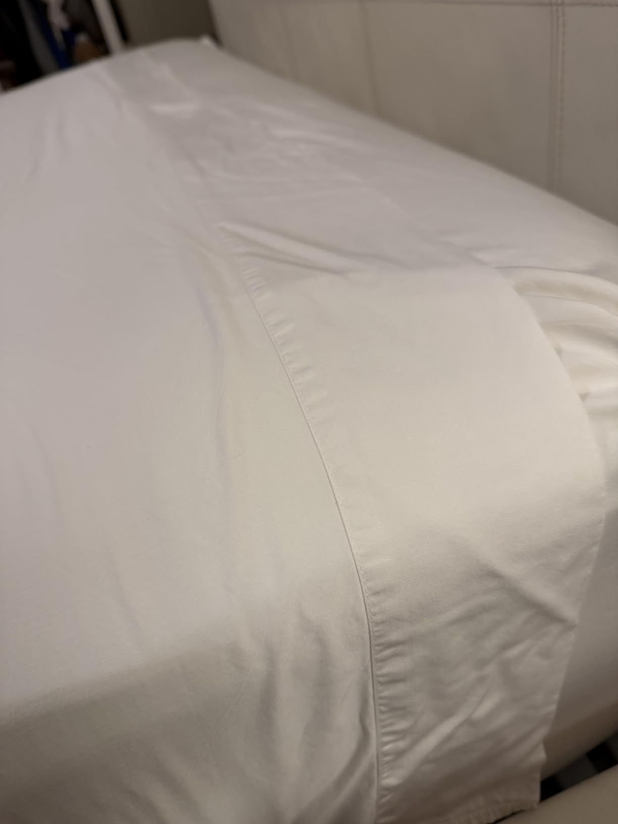 Brooklyn Loom 300 Thread Count 100% Rayon from Bamboo Tan 4 Piece King Sheet Set Customer Review Brooklyn Loom 300 Thread Count 100% Rayon from Bamboo Tan 4 Piece King Sheet Set - Customer Photo 1