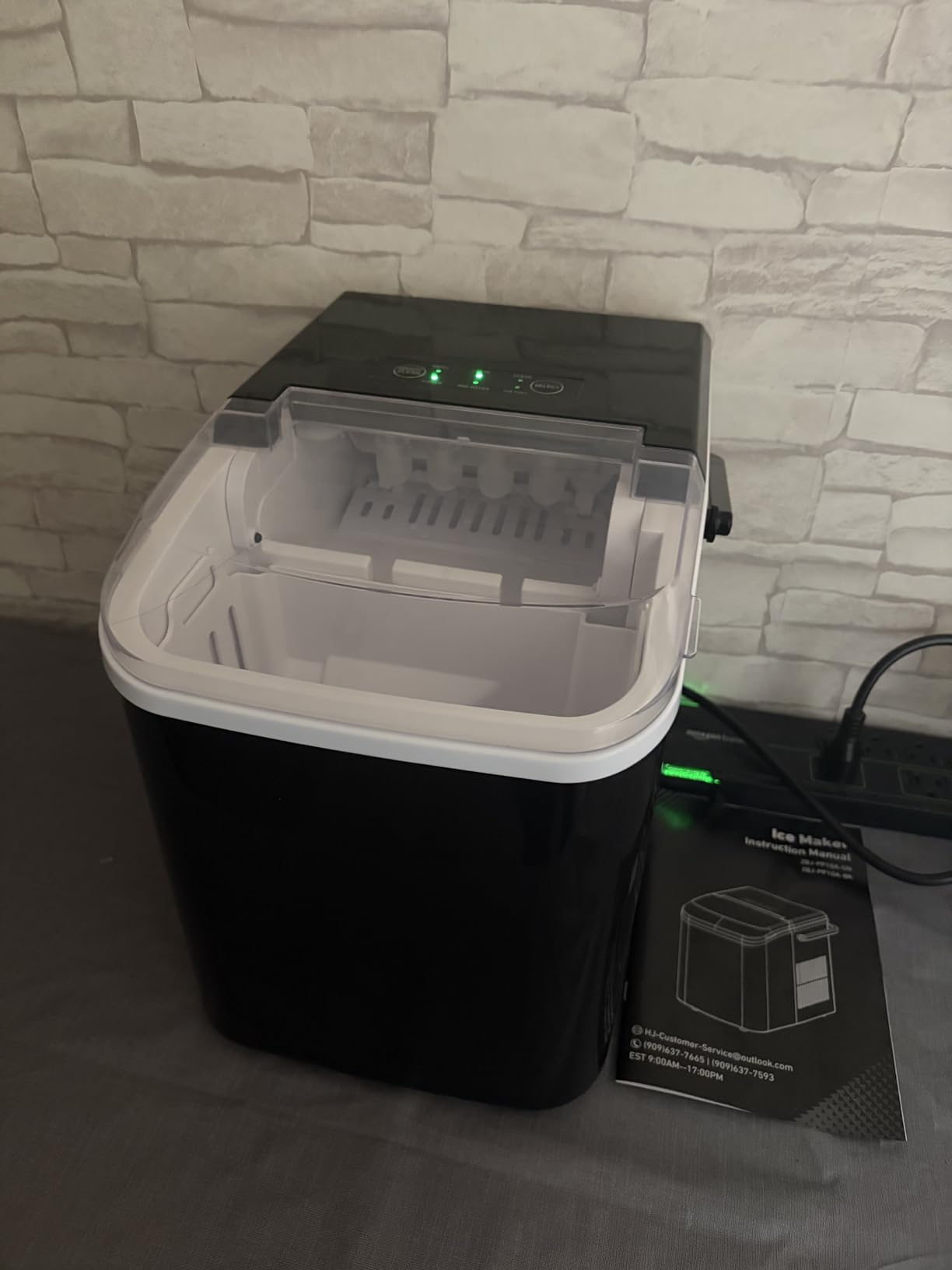 NEWBULIG Ice Makers Countertop with Handle, Portable Ice Machine, 9 Bullet Cubes in 6 Mins, 26lbs in 24Hrs, Auto-Cleaning, with Basket and Scoop, for Home, Kitchen, RV, Camping, Black customer photo 2
