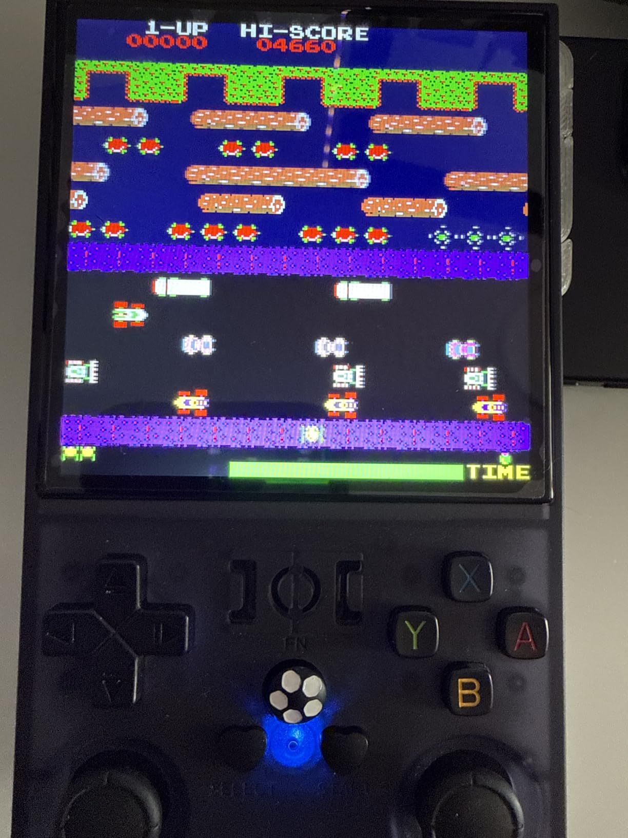 R36MAX Retro Handheld Game Console, 4.0 Inch IPS HD Screen Retro Gaming Console, Linux System, 30+ Emulator Games Retro Game Console, 4000mAh Battery, Built-in 64G TF Card, Black customer photo 2