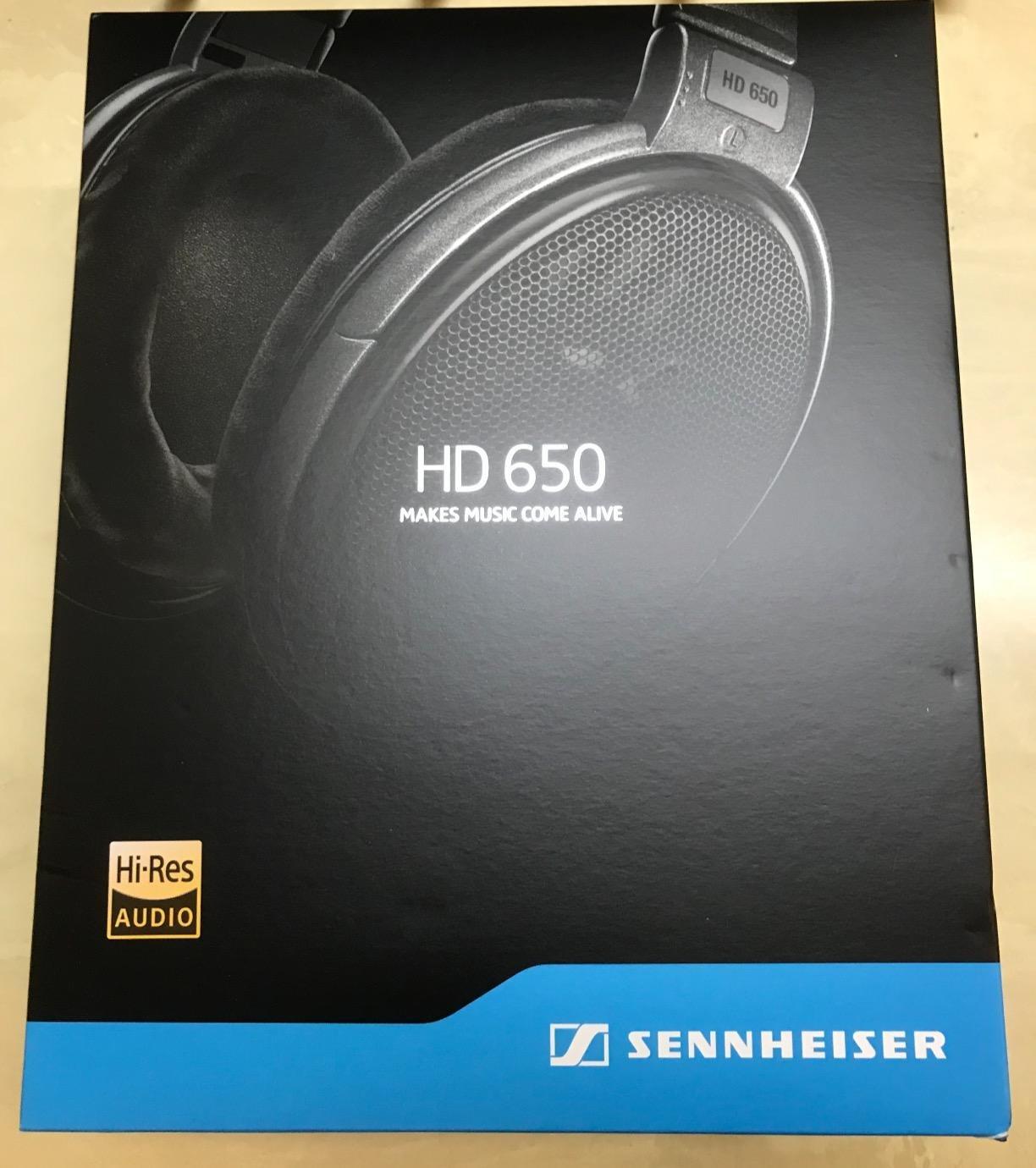 Sennheiser HD 600 - Audiophile Open-Back Dynamic Wired Headphones Over Ear with Natural Soundstage and Premium Comfort for Music Lovers, Open Metal Earpiece Covers, Black customer photo 2