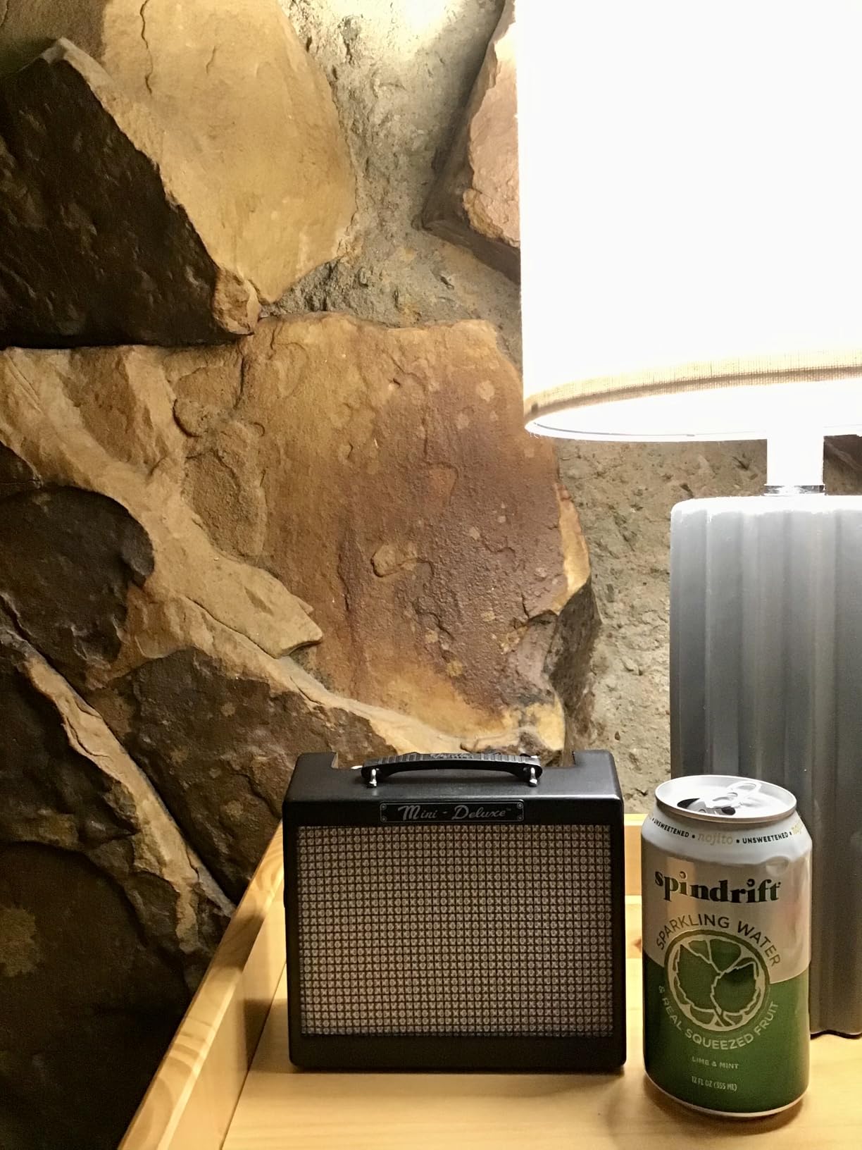 Fender Mini Deluxe Electric Guitar Amp, with 1-Year Warranty, Mini Guitar Amp, Portable Guitar Amplifier, Guitar Accessories, 3 Watts, Black customer photo 2
