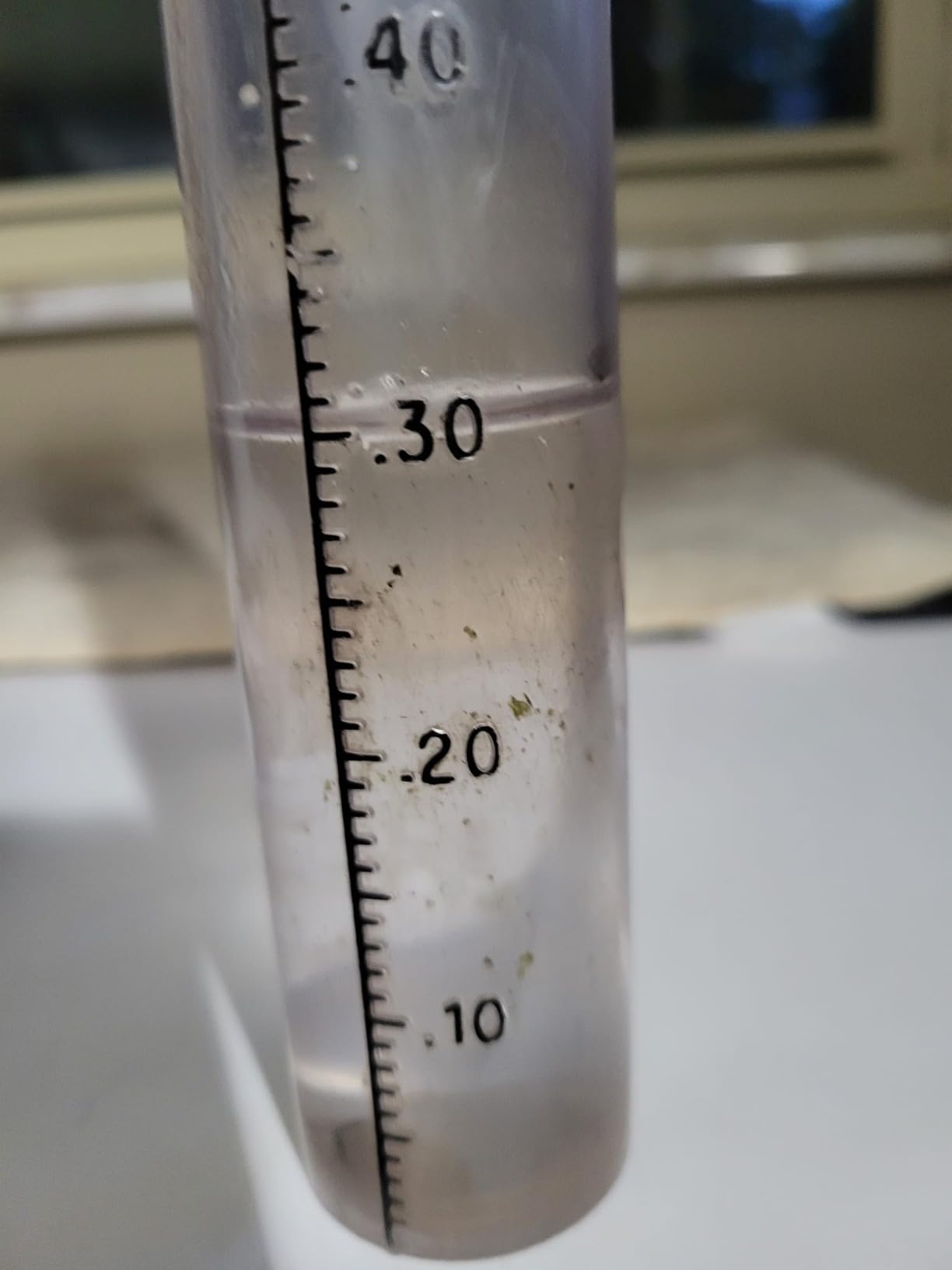 AcuRite Wireless Rain Gauge Collector , White - 06034RM customer photo 2