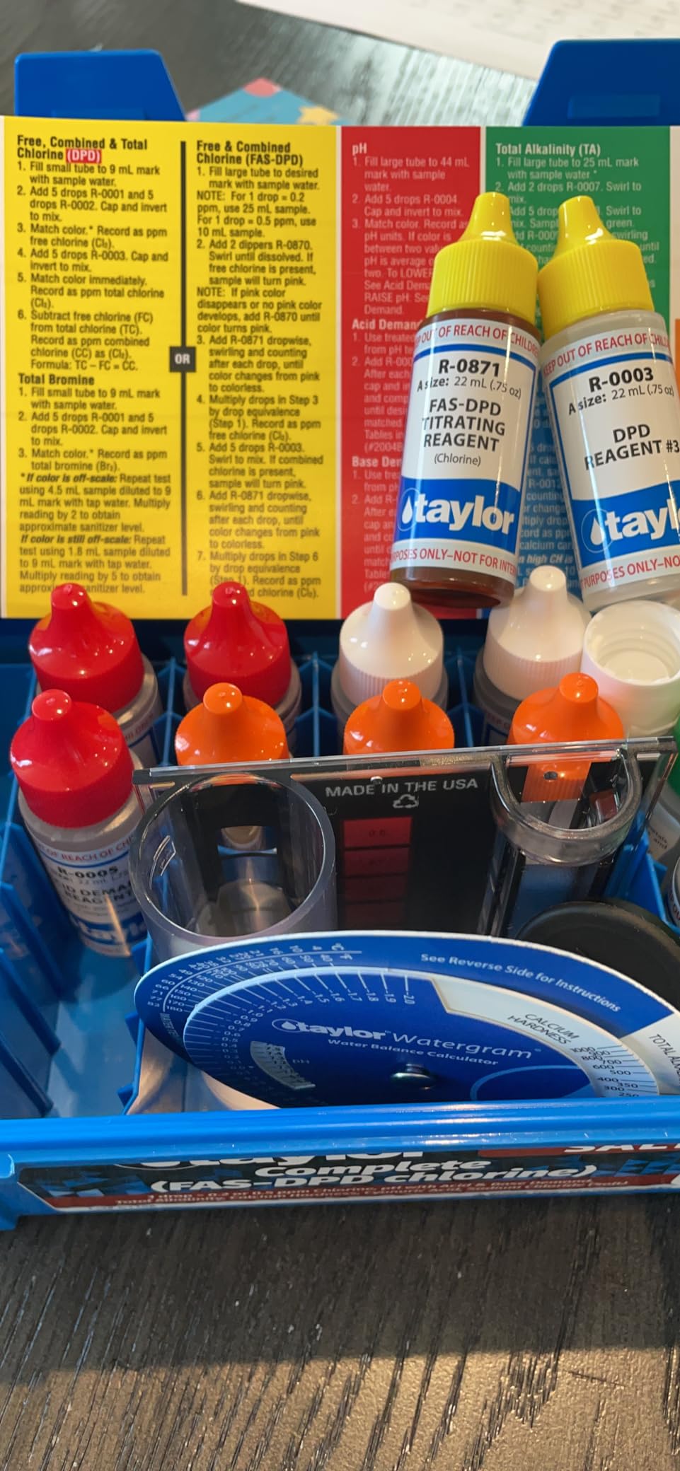 Taylor K-2006-SALT FAS-DPD, 9-in-1 Pool & Spa Test Kit, Free & Combined Chlorine, pH, Acid & Base Demand, Total Alkalinity, Calcium Hardness, Cyanuric Acid (CYA), and Chloride (Sodium Chloride) customer photo 1