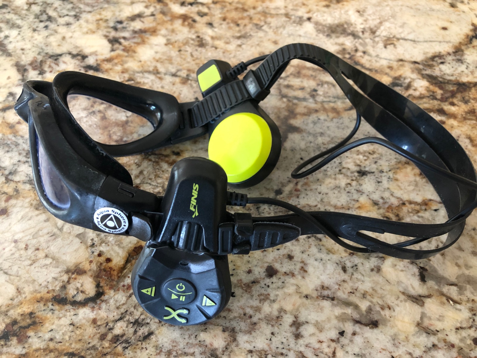 FINIS Duo Underwater MP3 Player - Bone Conduction Swim Headphones - Waterproof Audio - 4GB customer photo 1