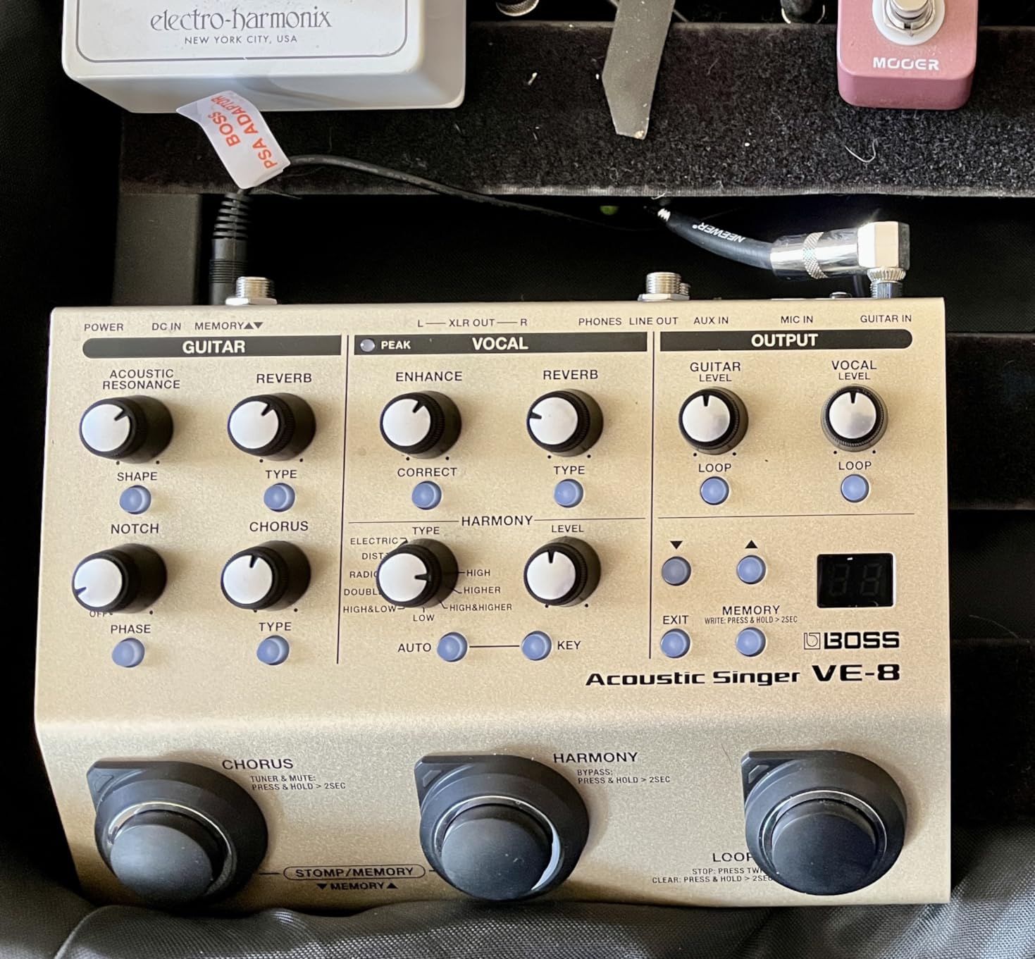 BOSS VE-8 Acoustic Singer - All-In-One Preamp and Effects with Real-Time Harmonies and Looper customer photo 1