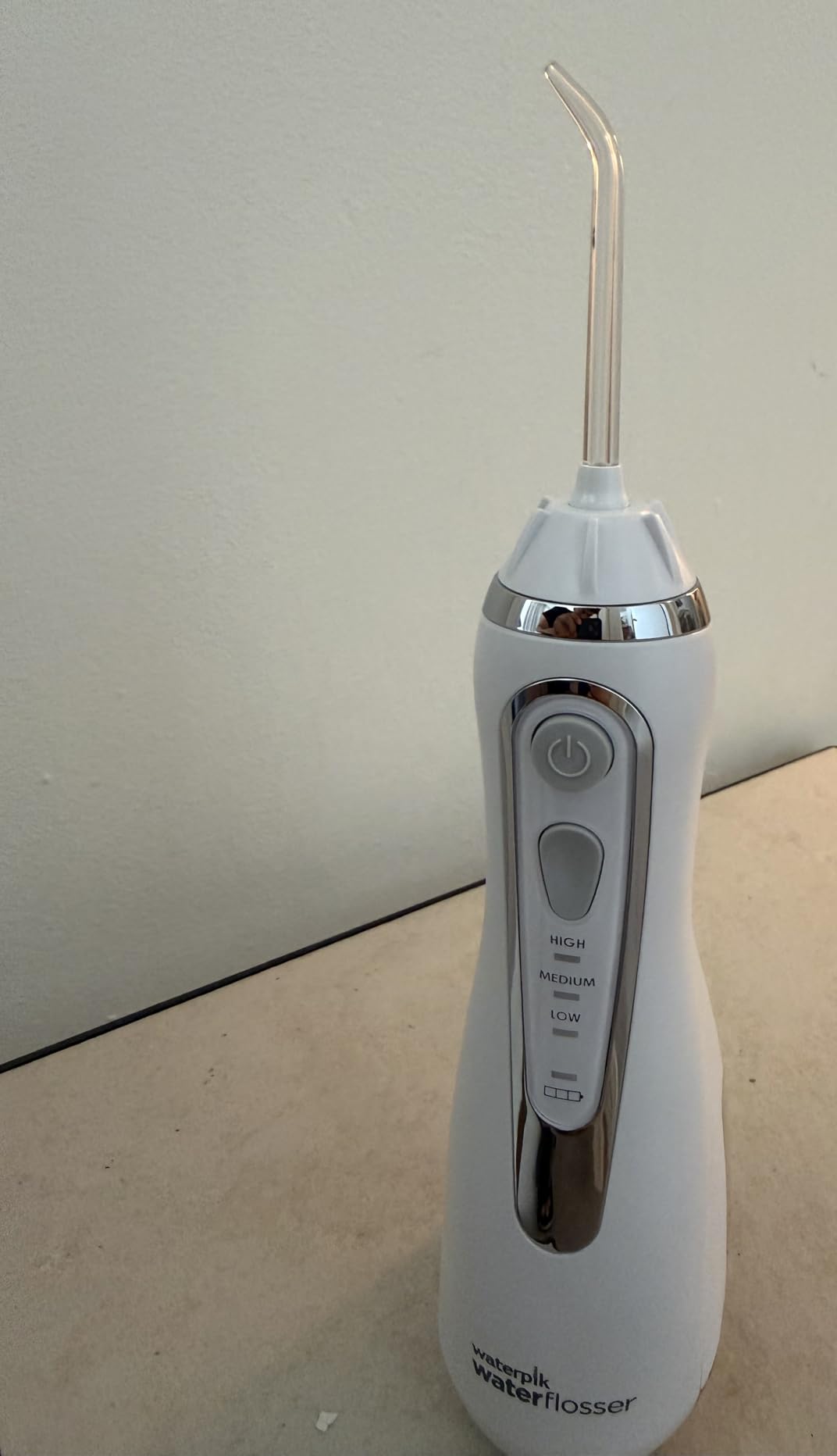 Waterpik Cordless Advanced 2.0 Water Flosser For Teeth, Gums, Braces, Dental Care With Travel Bag and 4 Tips, ADA Accepted, Rechargeable, Portable, and Waterproof, White WP-580, Packaging May Vary customer photo 2