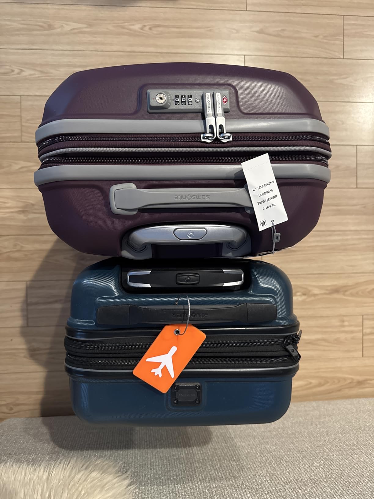 Samsonite Freeform Hardside Carry-On Luggage with Spinner Wheels - Hardshell Suitcase - TSA, Airline-Approved - Expandable Hard Shell, Smooth Rolling Wheels for Lightweight Travel - Black customer photo 1