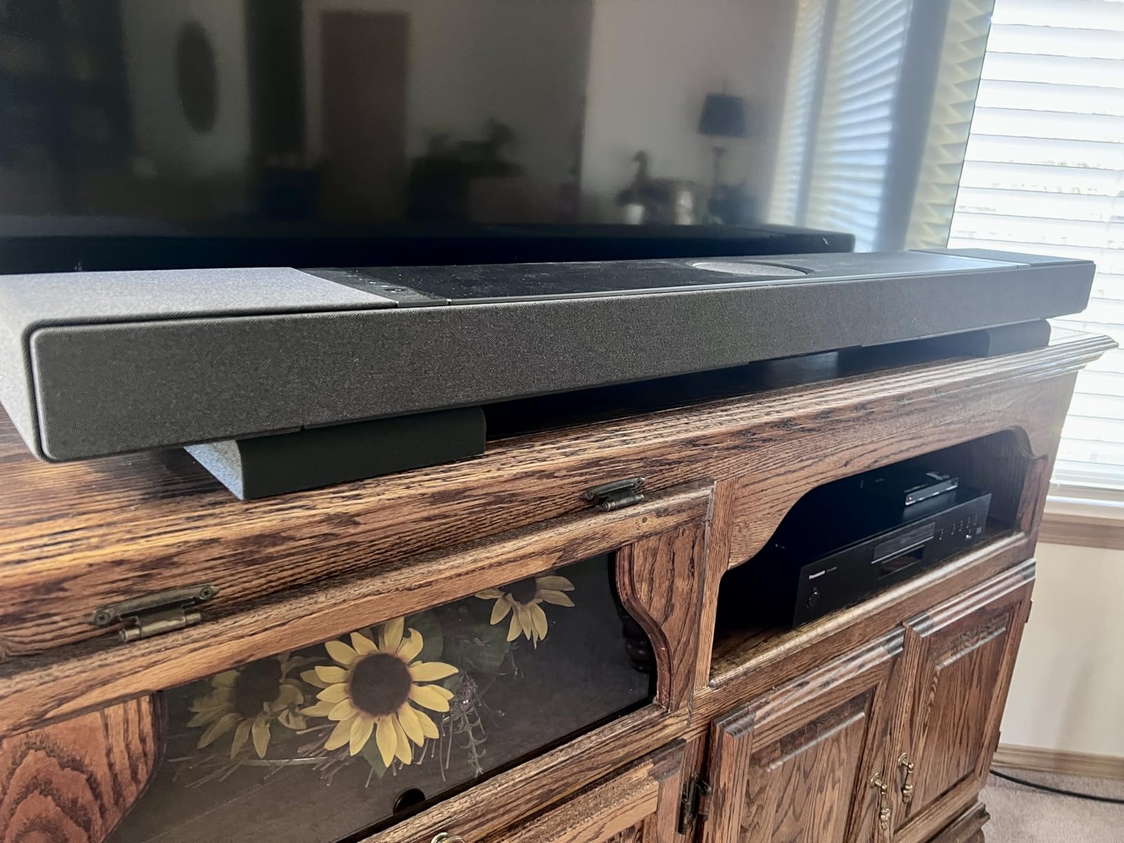 Studio Monitor Isolation Pads for 5 Inch Monitors, Pair of Two High Density Acoustic Foam which Fits Most Speaker Stands | SMPad 5 customer photo 1