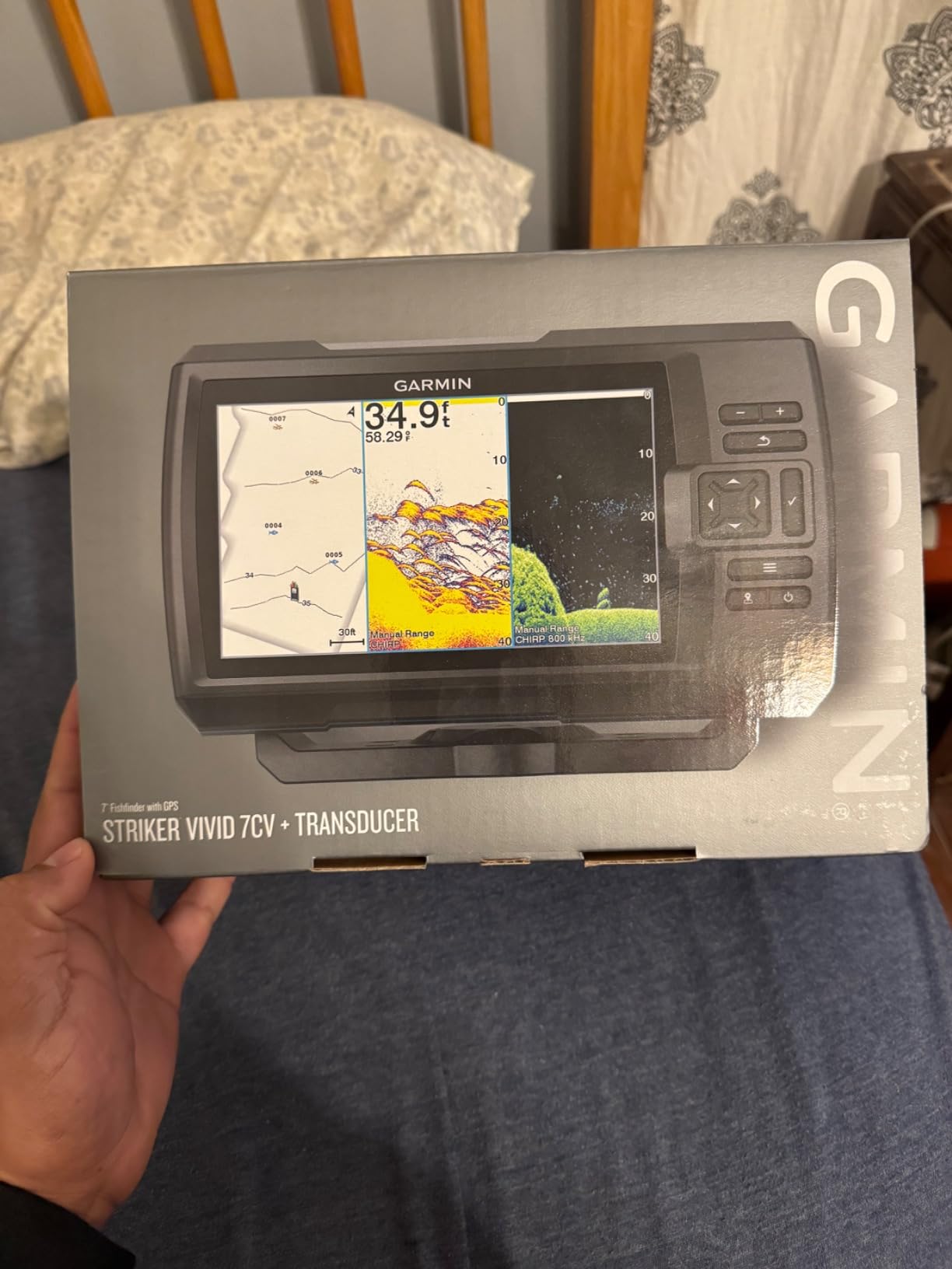 Garmin STRIKER Plus 7cv with CV20-TM Transducer and Protective Cover, 7 inches customer photo 1