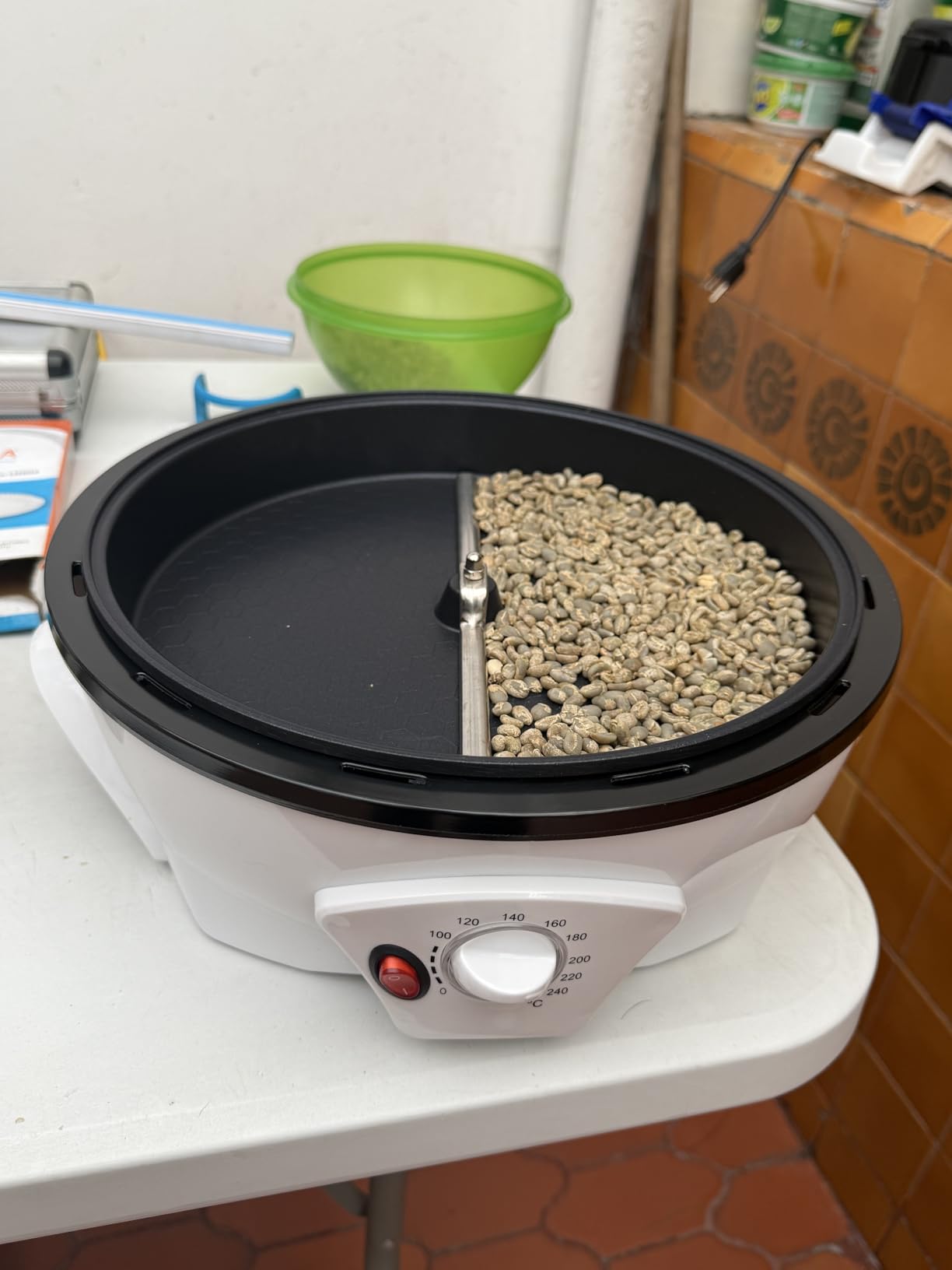 JIAWANSHUN Electric Coffee Bean Roaster for Home Use 1.1lb Capacity Temperature Control (0-240 C), Non-Stick, Perfect for Beginner Roasting, 1200W, 110V customer photo 1