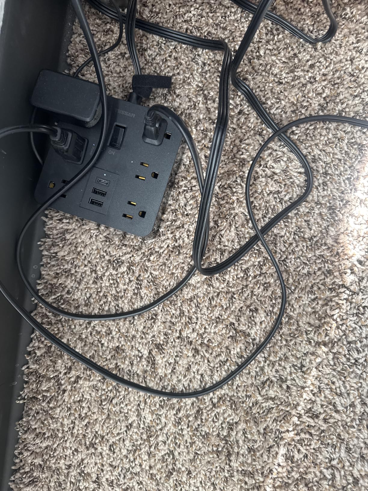 TESSAN Black Extension Cord with Fast Charger, Surge Protector Power Strip with 6 Outlets and 4 USB Ports (2 USB C), 2100 Joules Protection, Flat Plug, Multi Outlet Extender for Home, Office, Dorm customer photo 2