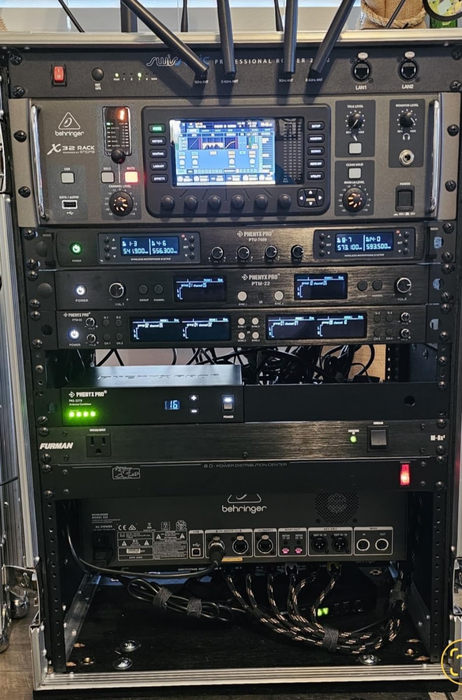 Phenyx Pro Wireless Microphone System, Dual Wireless Mics,w/ 2 Handhelds, Auto Scan,2x100 UHF Frequencies,328ft Range,Dynamic Microphone for Singing, Karaoke, Church(PTU-71-2H) customer photo 2