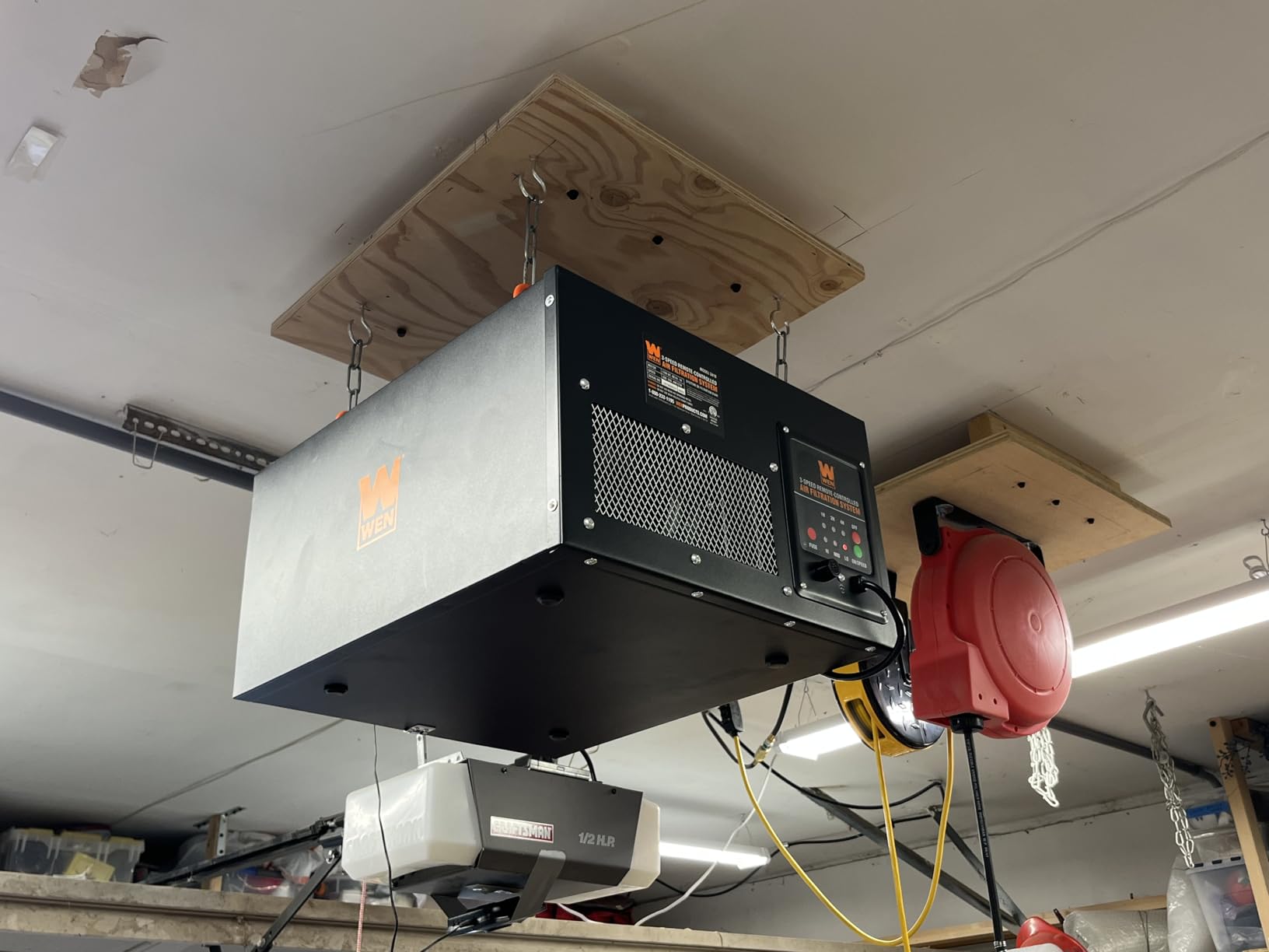 WEN 3417 3-Speed Remote-Controlled Industrial-Strength Air Filtration System (556/702/1044 CFM) customer photo 2