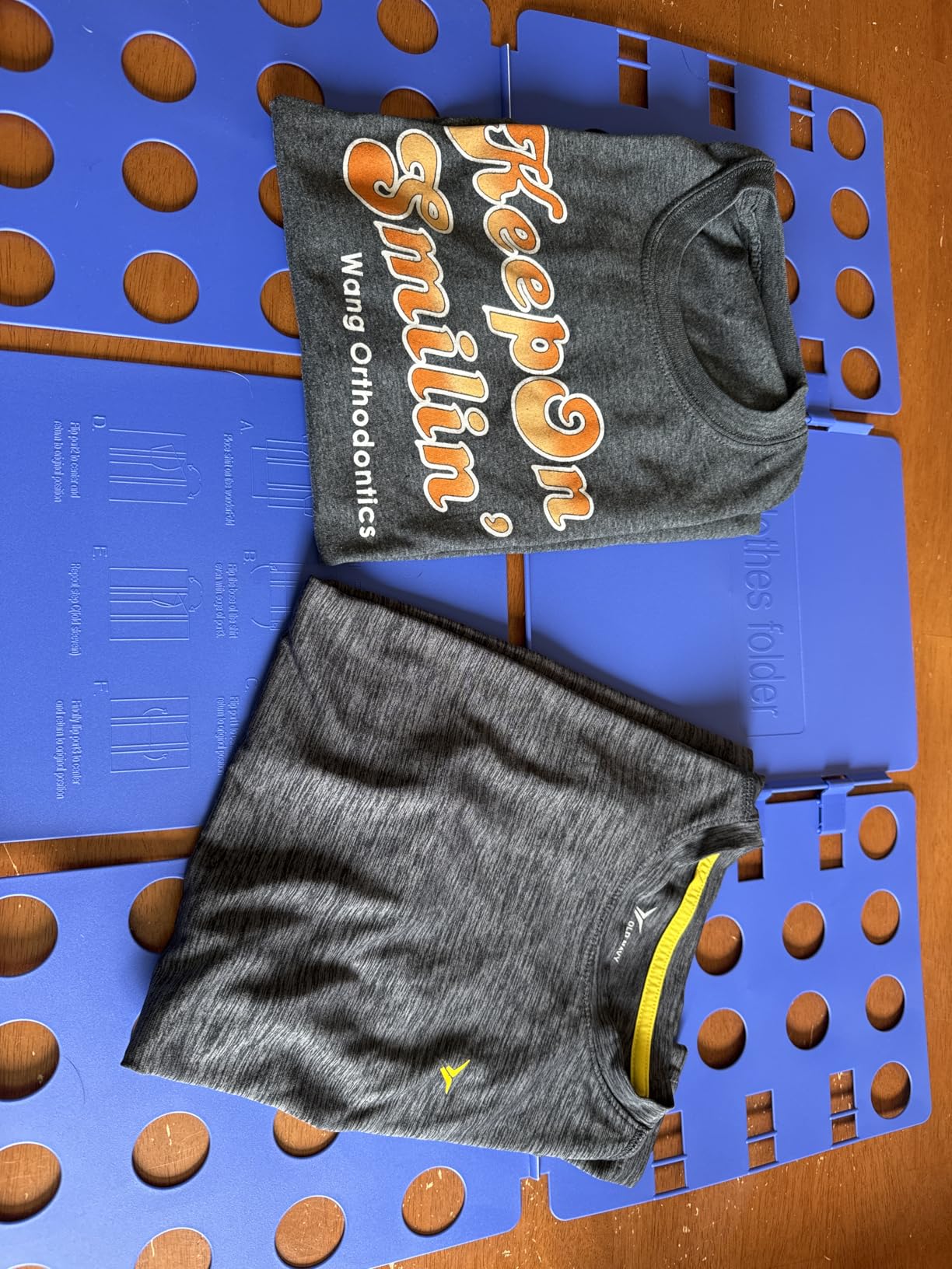 Geniusidea Shirt Folding Board T Shirt Folder for Adults Laundry Room Tough PP Plastic Folding Tool 27.16