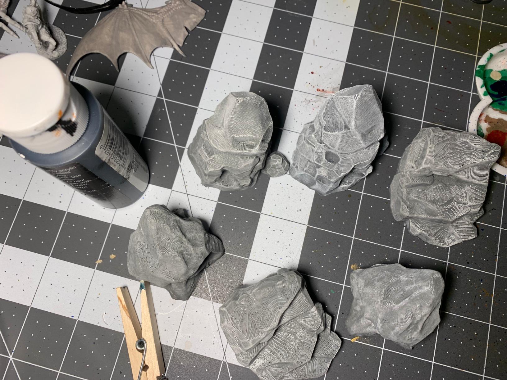 EnderToys Stone Boulder Bundle - DND Terrain - 28mm Scenery - Roughly 1.5-2.5 Inch Rocks customer photo 1