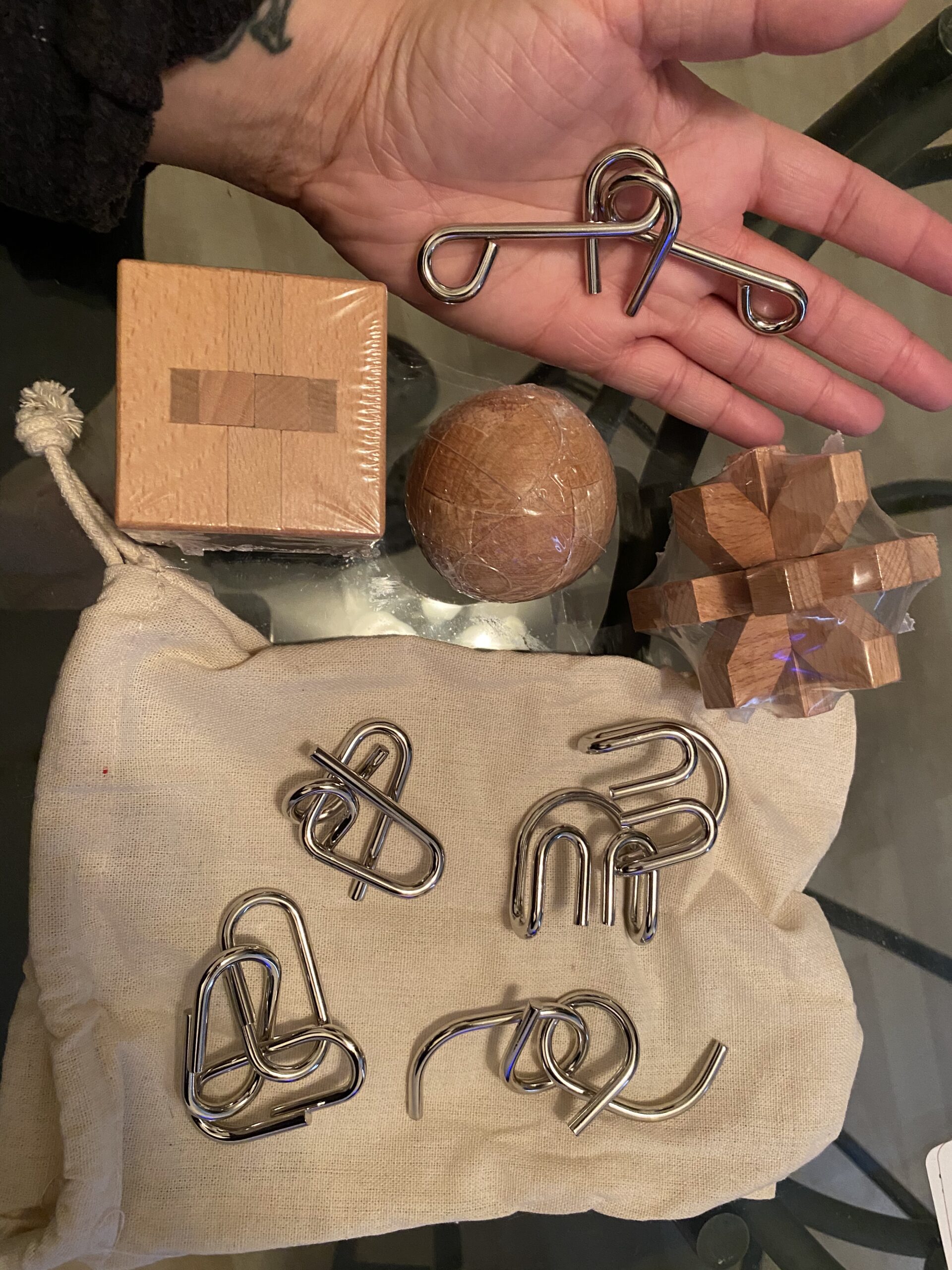 LESONG Brain Teasers Metal and Wooden Puzzles for Kids and Adults 9 Pack, Mind, IQ, and Logic Test and Handheld Disentanglement Games, 3D Coil Cast Wire Chain and Durable Wood Educational Toys customer photo 2