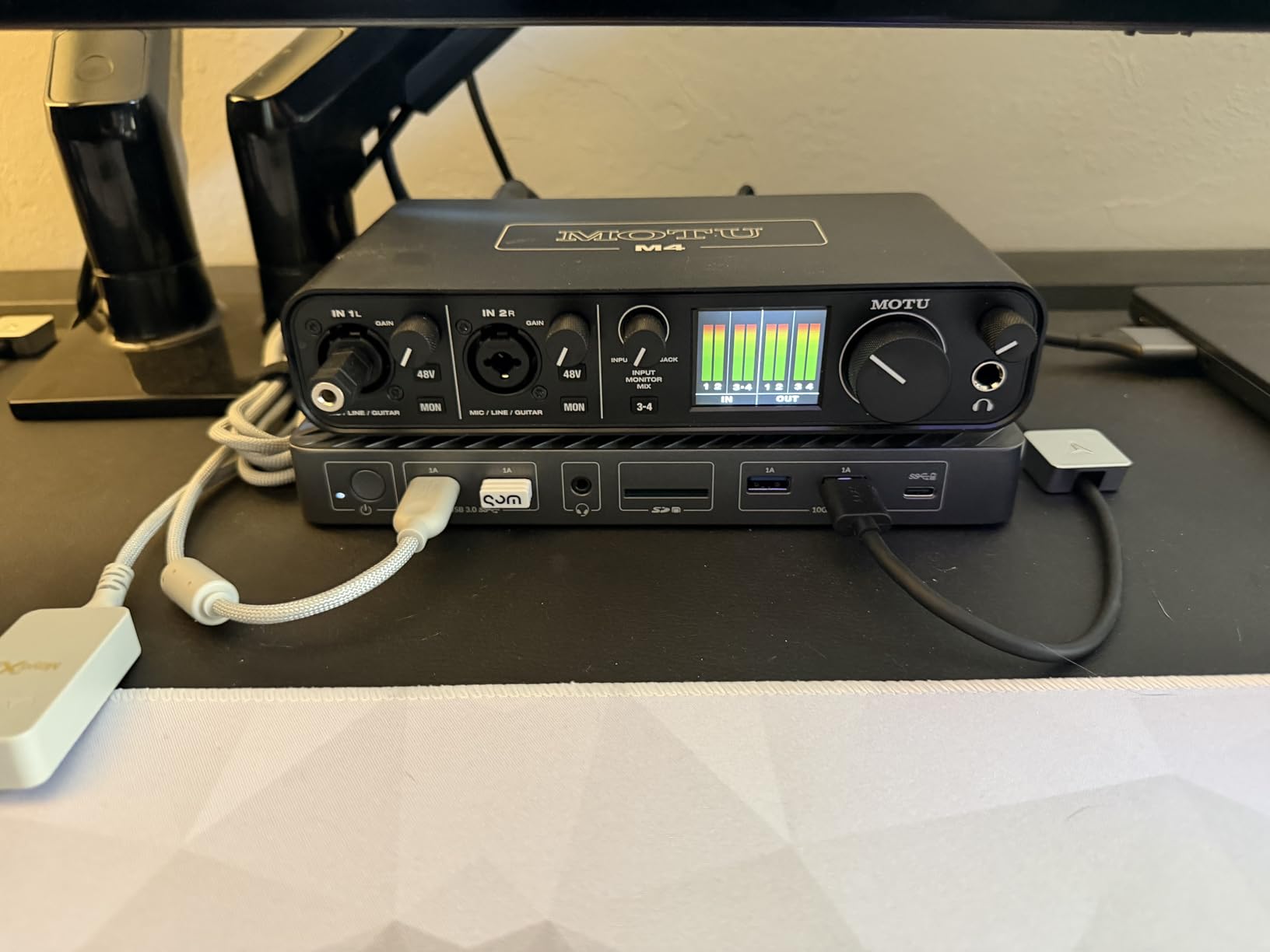 MOTU M4 4x4 USB-C Audio Interface with Advanced DSP Mixing customer photo 1