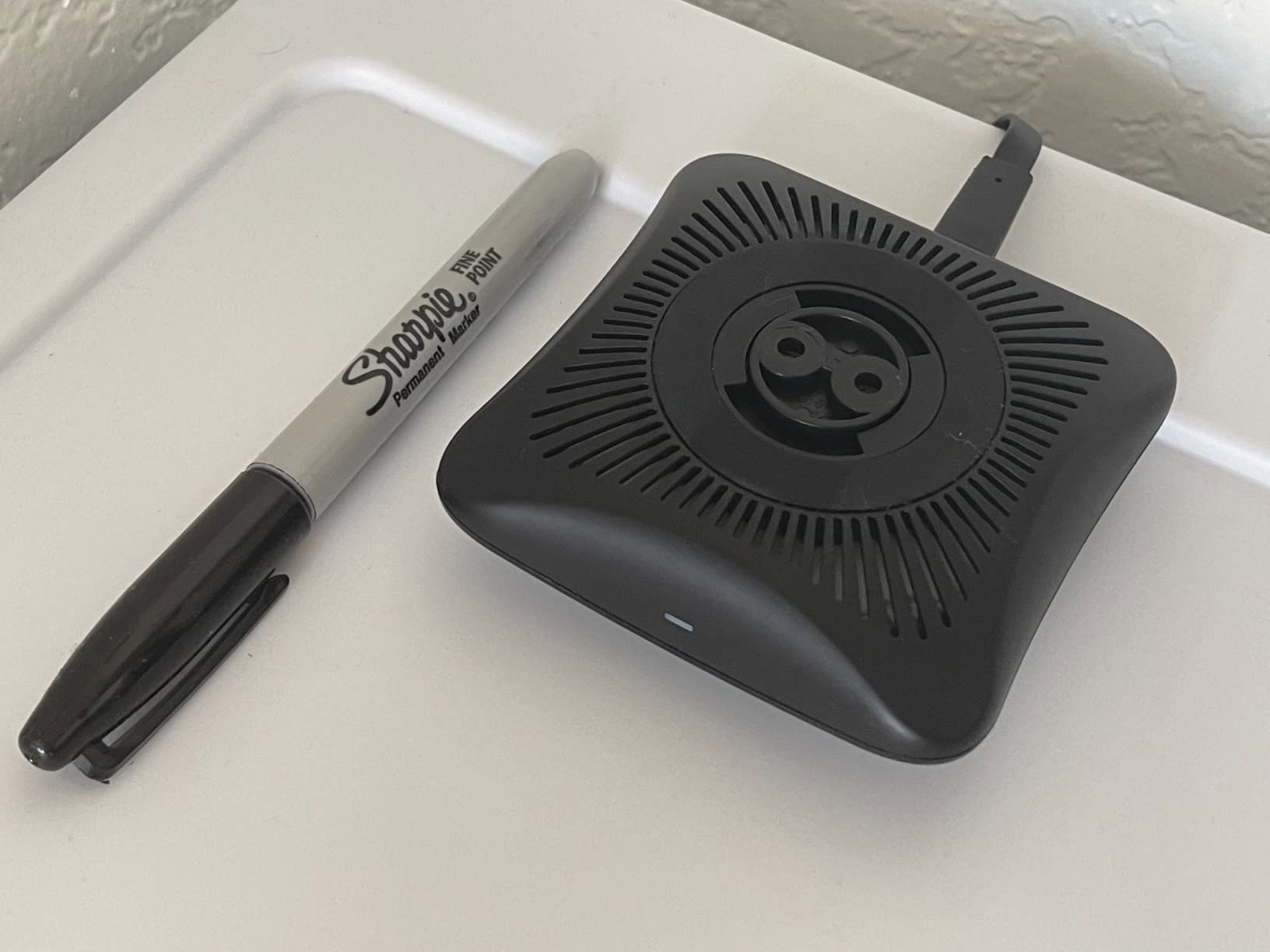 BroadLink IR/RF Smart Home Hub-WiFi IR/RF Blaster for Home Automation, TV, Curtain, Shades Remote, Smart AC Controller, Works with Alexa, Google Assistant, IFTTT (RM4 pro) customer photo 1