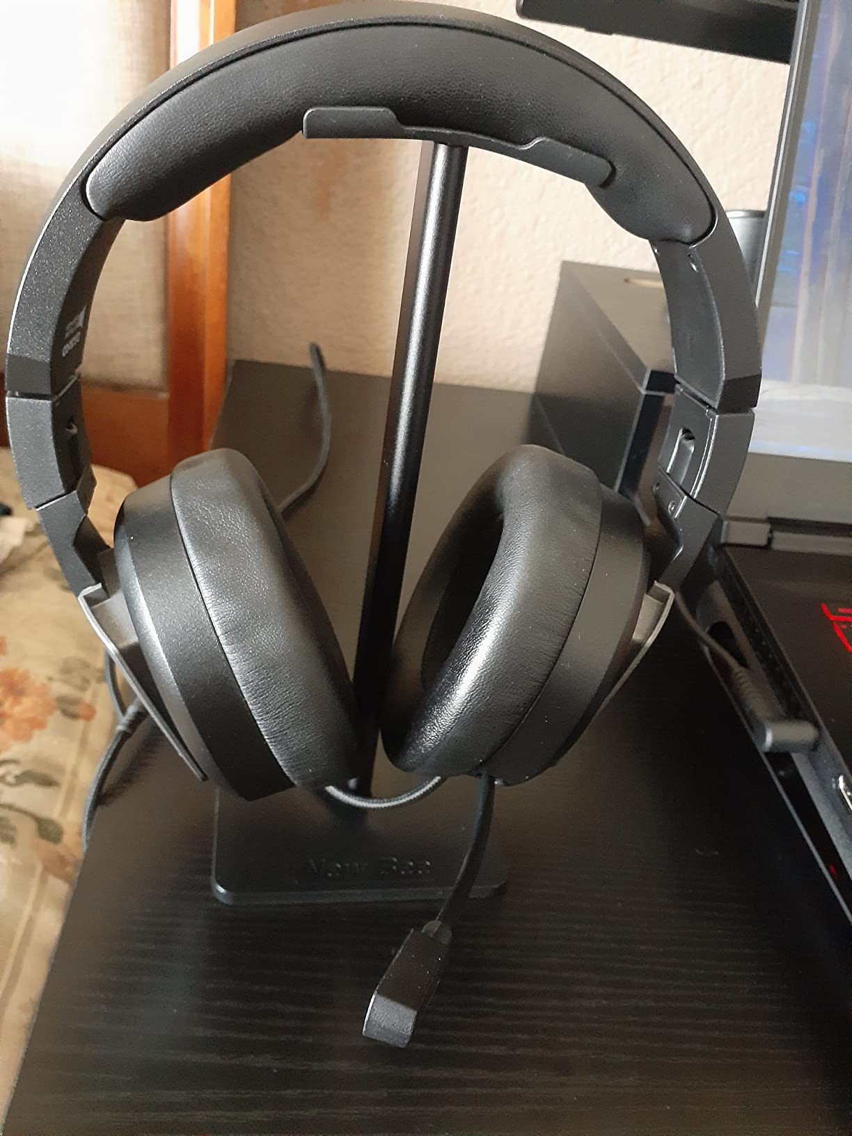 MSI Immerse GH30 V2 Gaming Headset, Detachable Microphone Lightweight and Foldable Headband Design customer photo 2