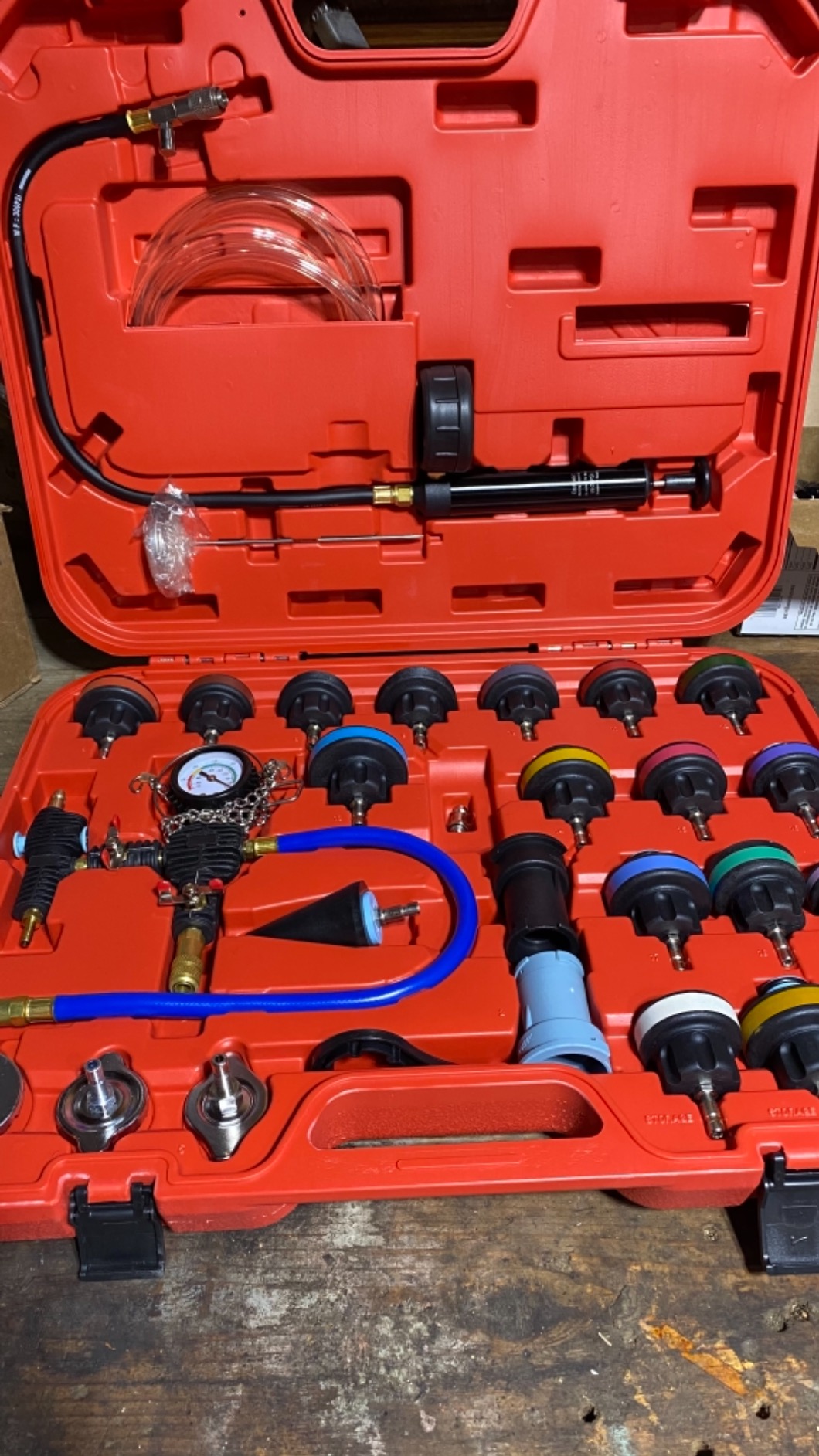 JIFETOR Radiator Pressure Leakage Tester Vacuum Cooling System Purge Coolant Refill Tool Kit 28PCS Universal Automotive Water Tank Leak Test Detector Pneumatic Vacuum Coolant Change Set customer photo 2