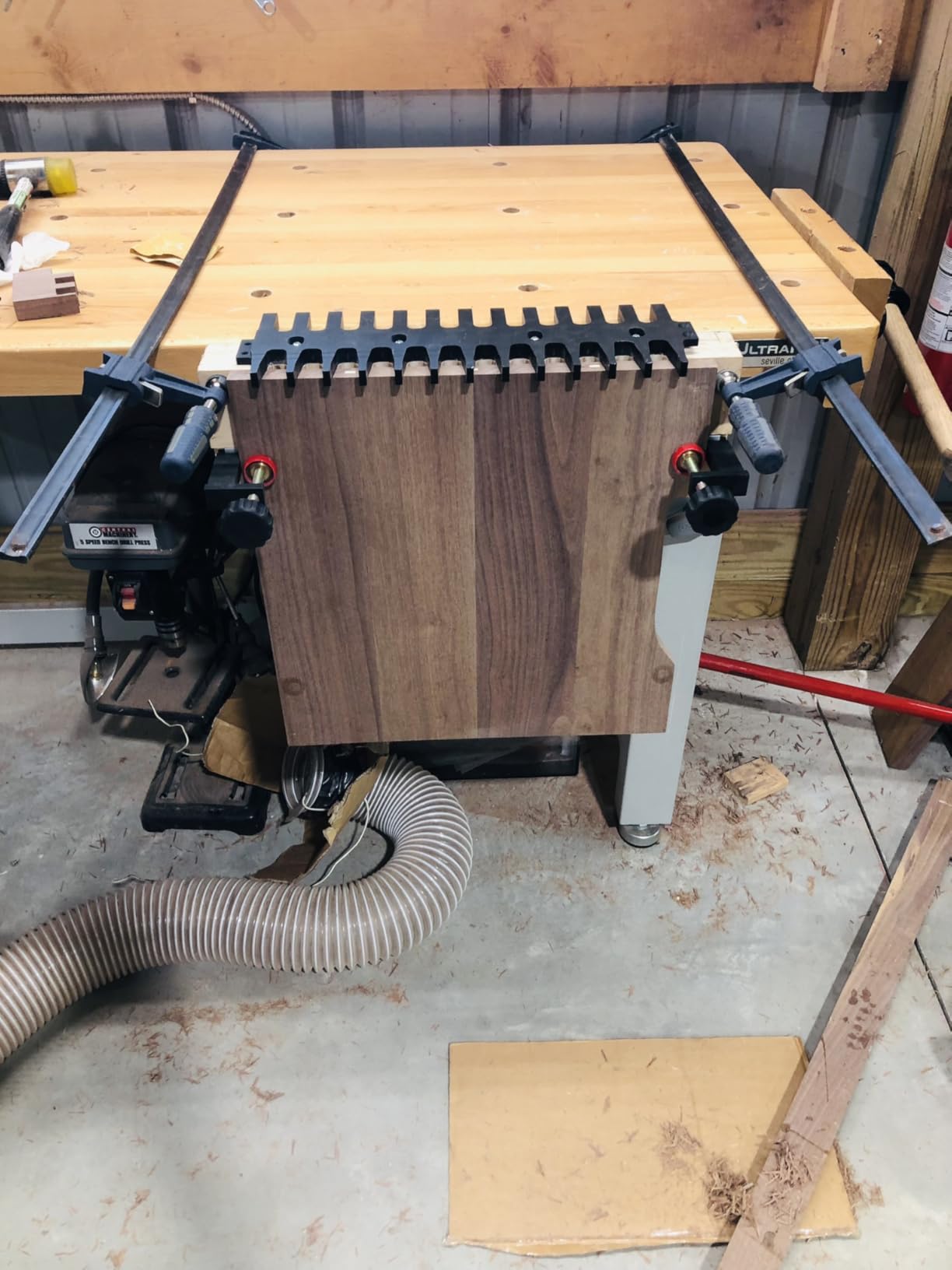 Peachtree Dovetail Jig Master System with Two Anodized Aluminum Tracks, Two Clamps, Router Bits customer photo 2