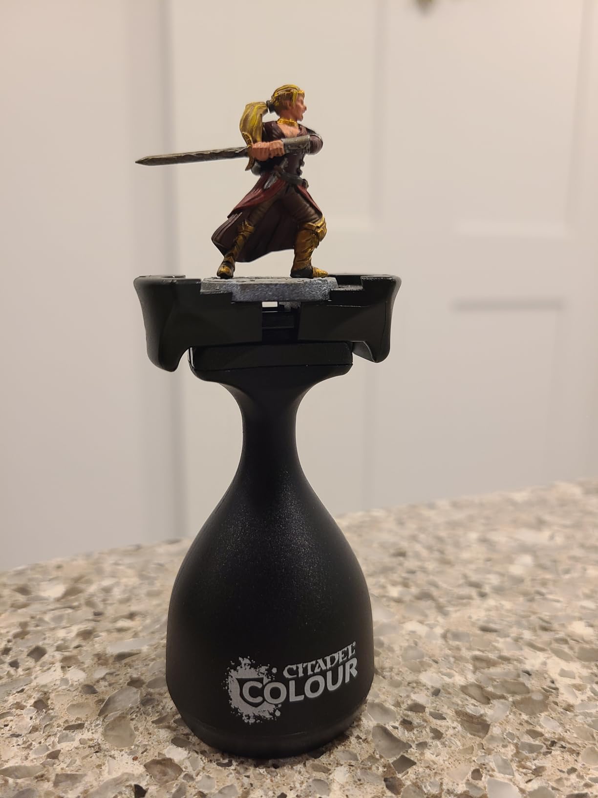 Games Workshop - Citadel Colour Painting Handle (Mk2), Black, Grey customer photo 1